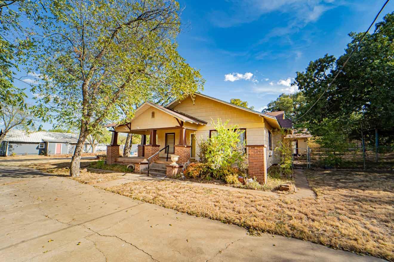 main property photo 2