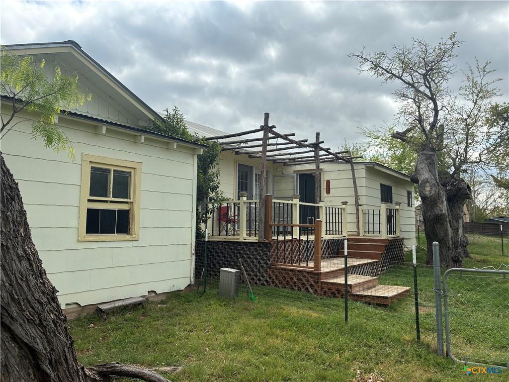 main property photo 27