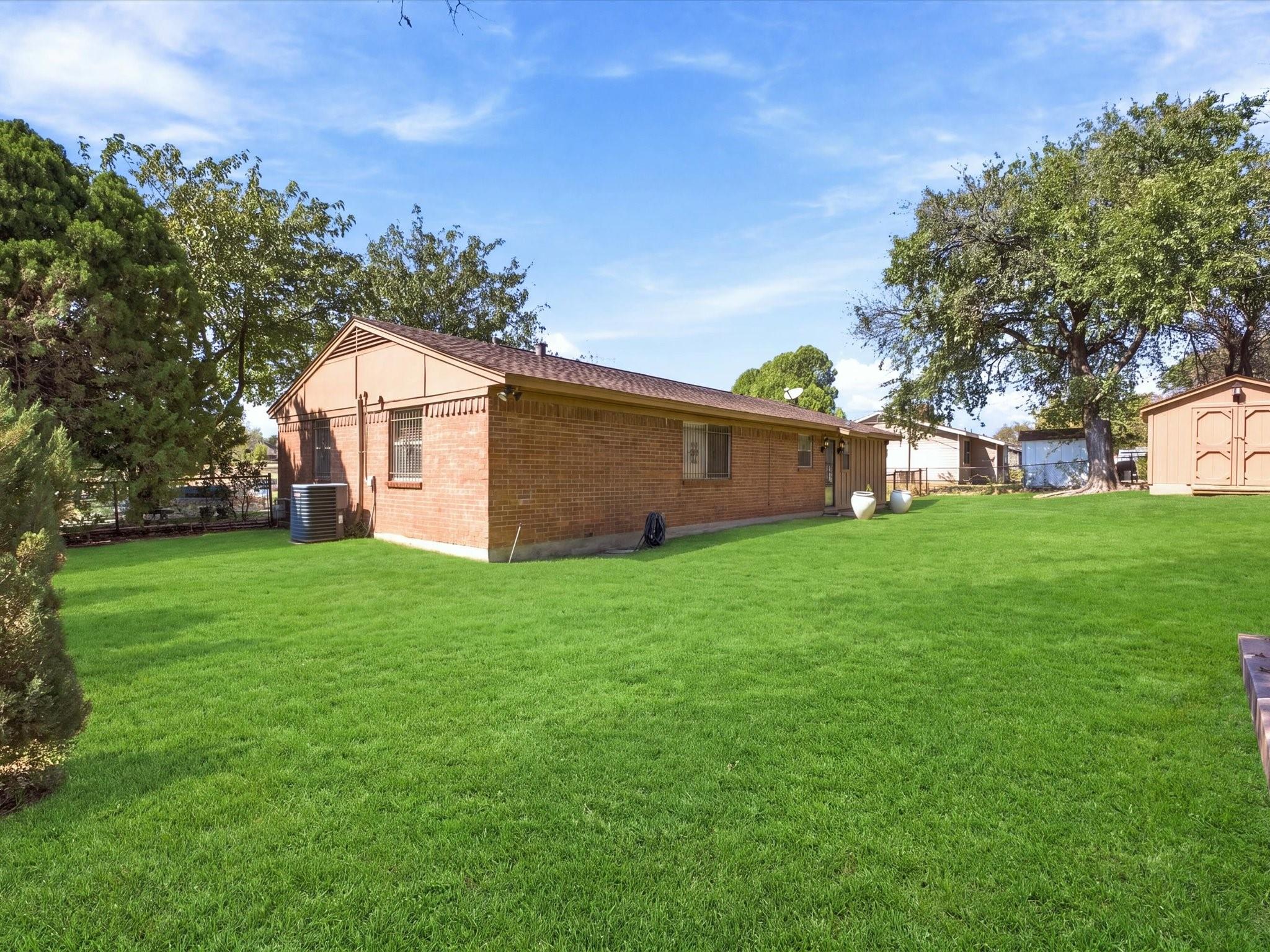 main property photo 20