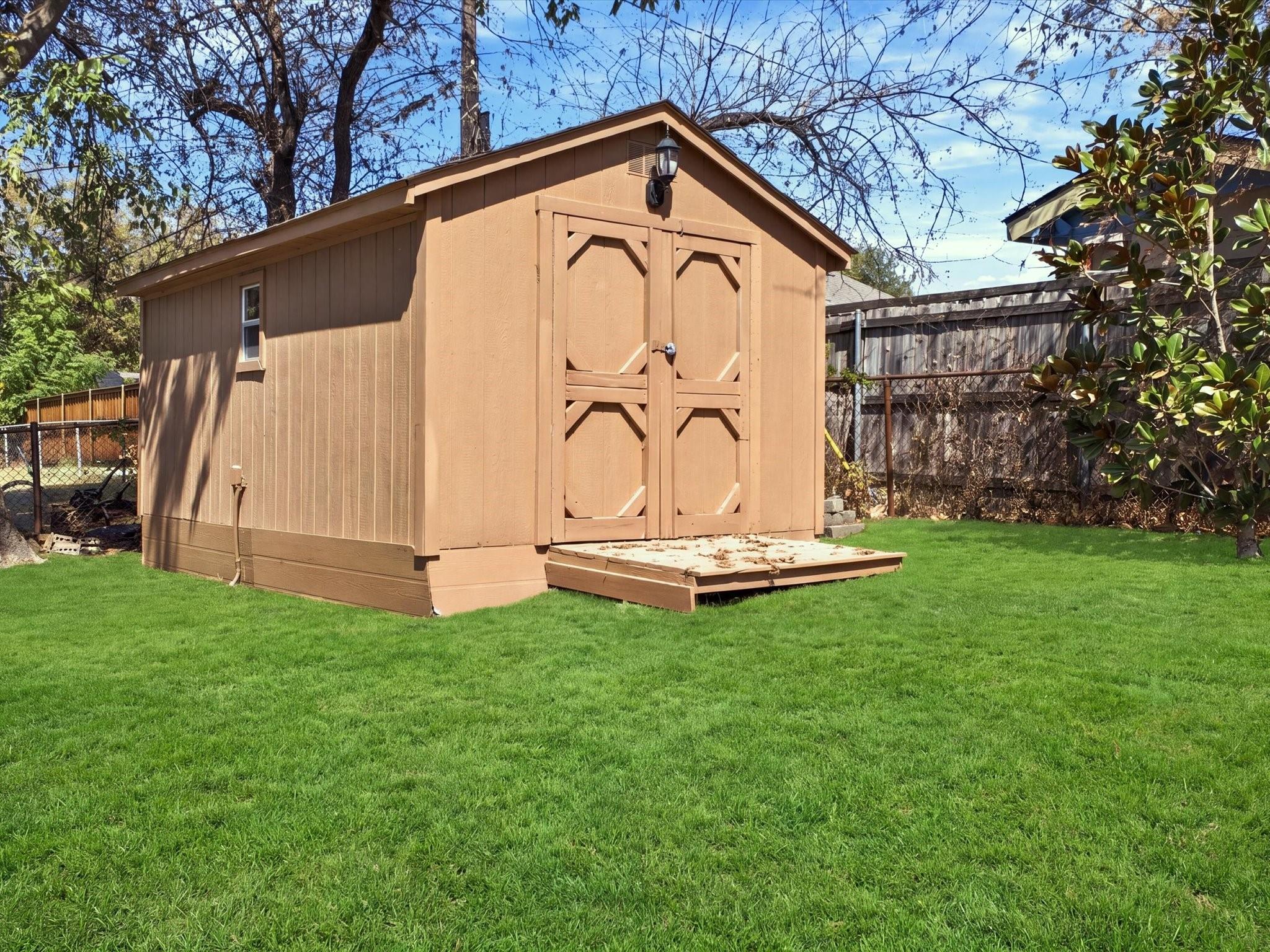 main property photo 21