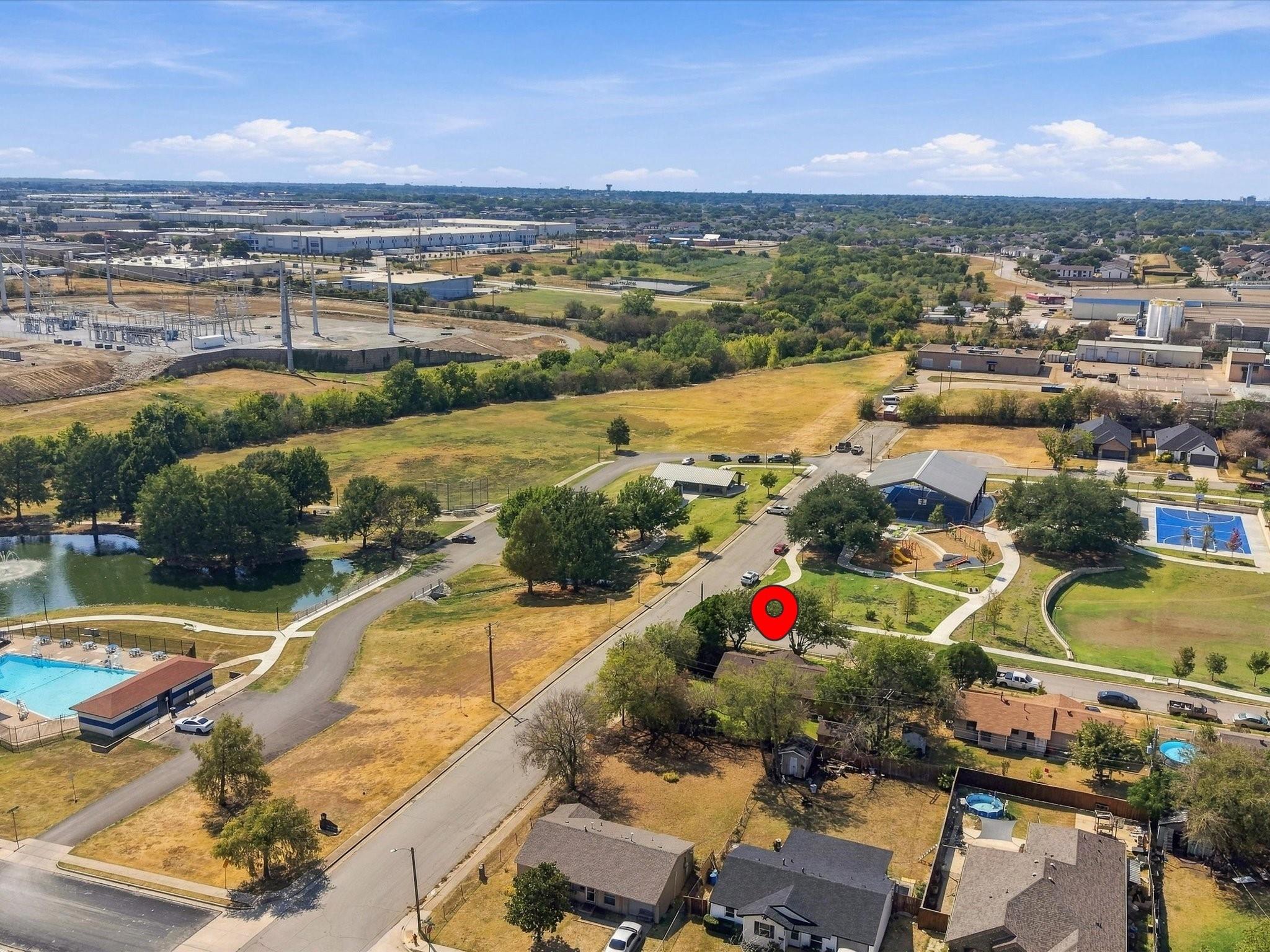 main property photo 25