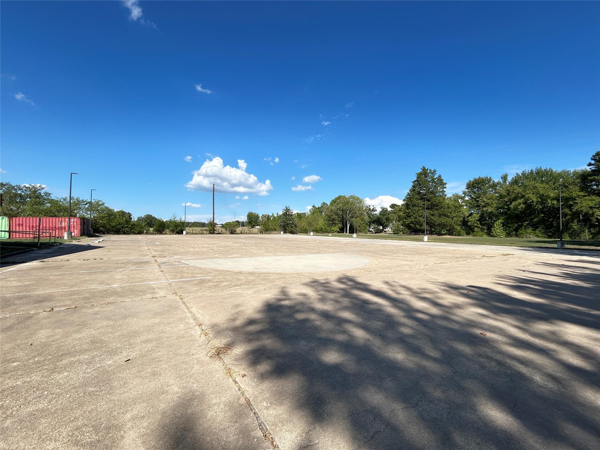 main property photo 7