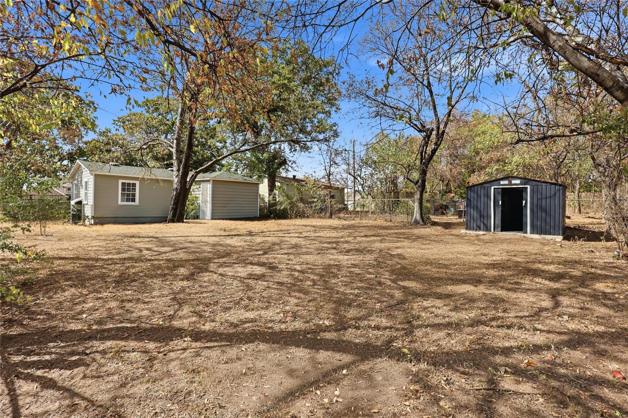 main property photo 21