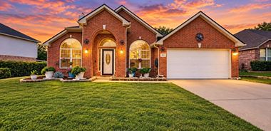 image of property with 4 Bed | 2 Bath | 2,340 Sqft