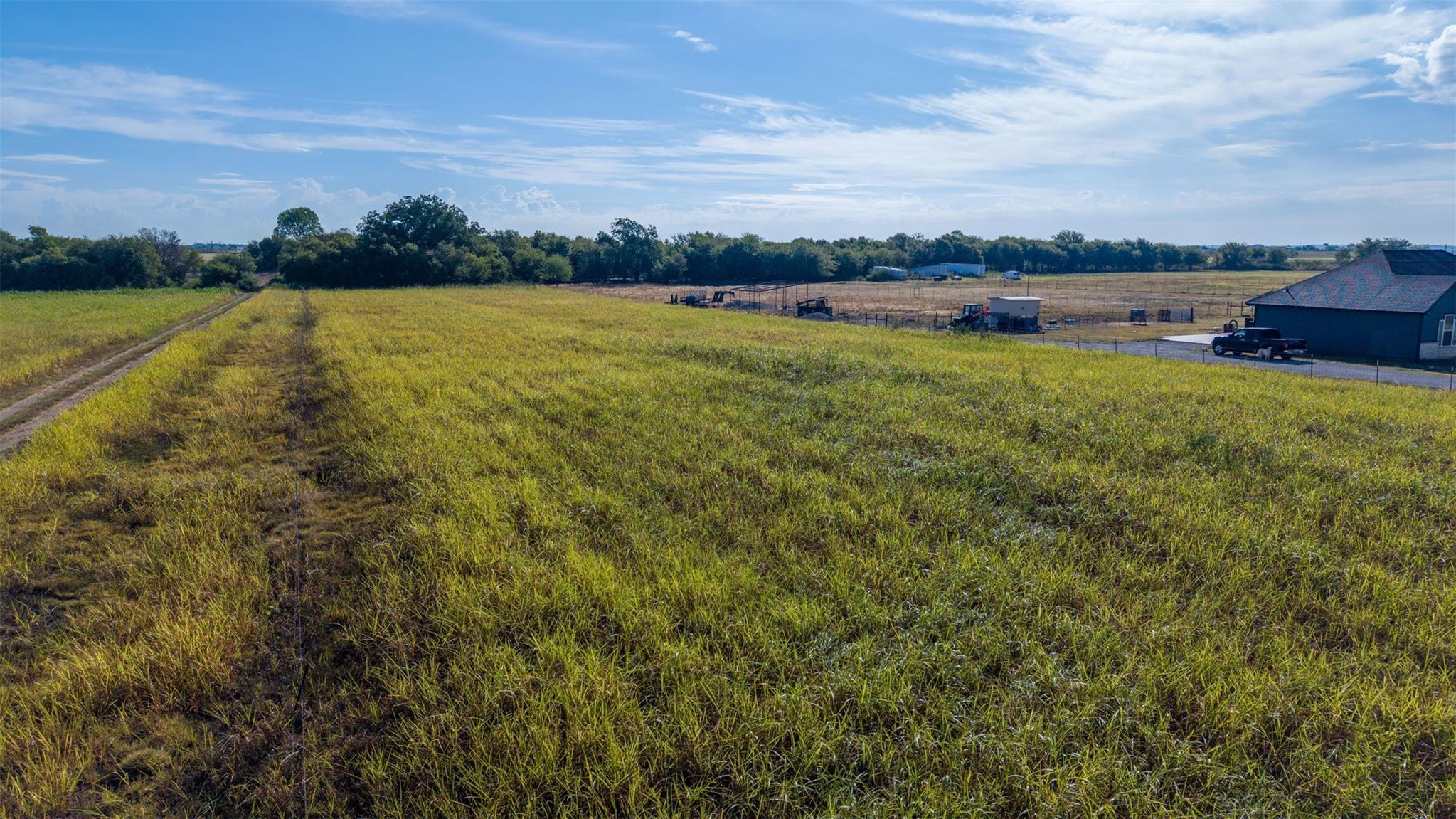 main property photo 20