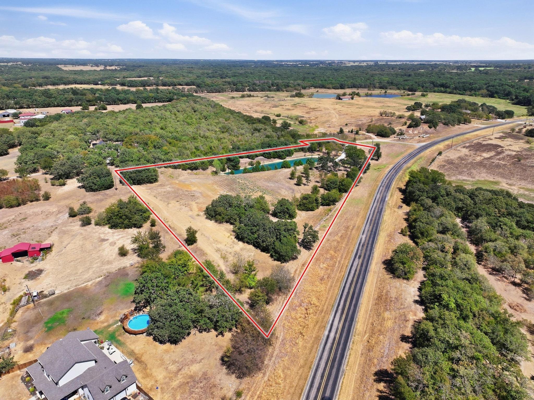 main property photo 13