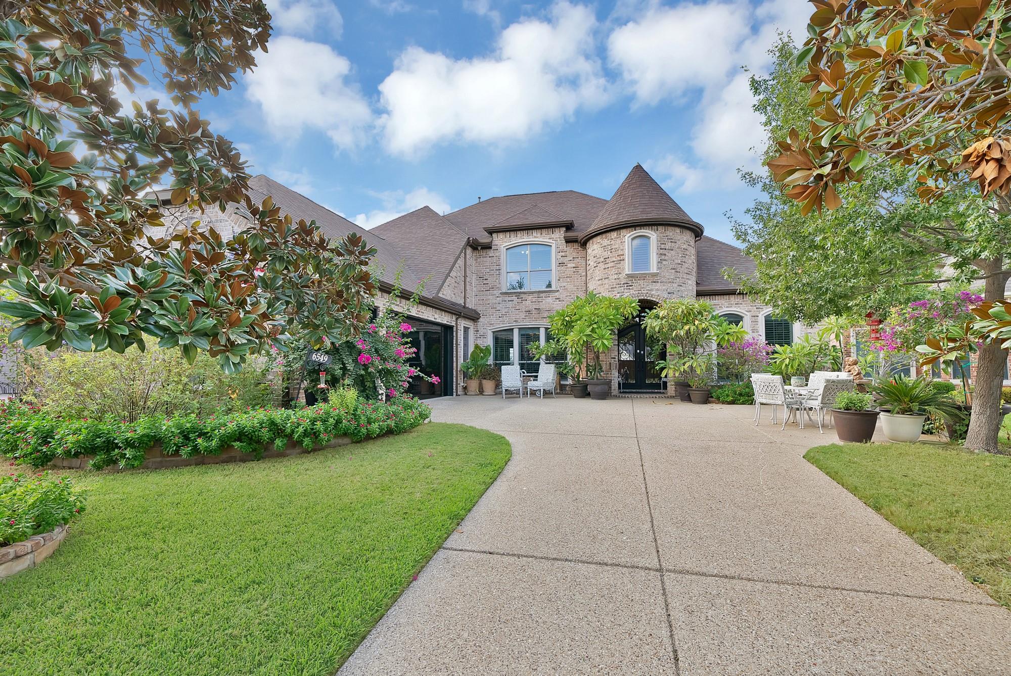 main property photo 2