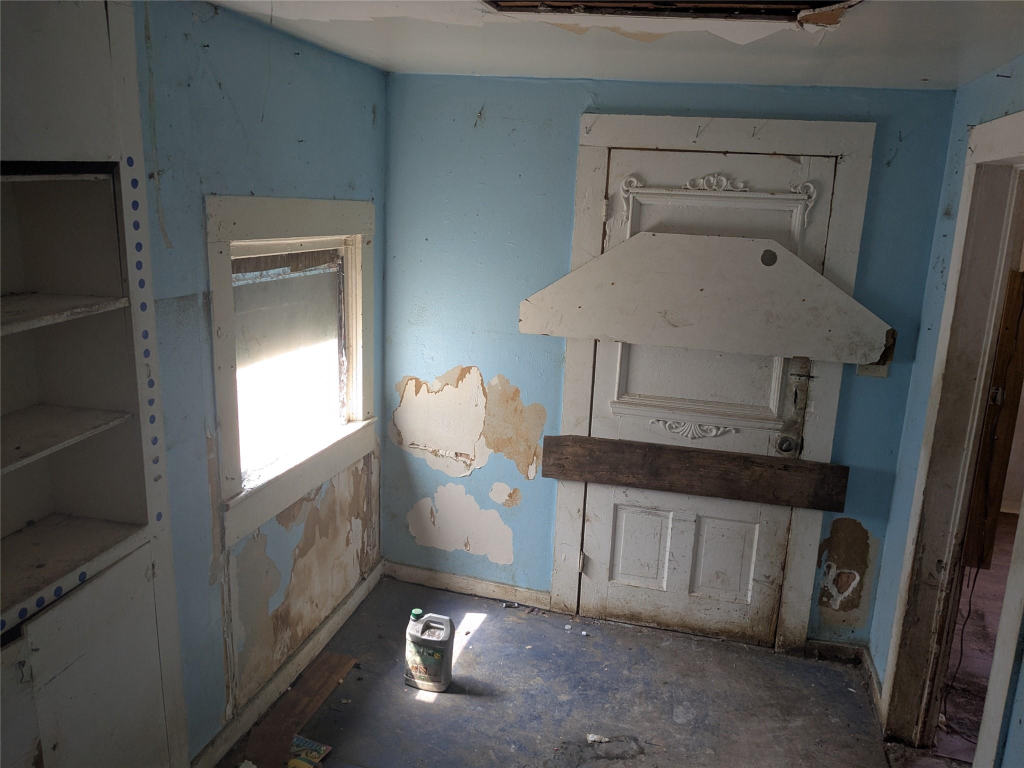 main property photo 11