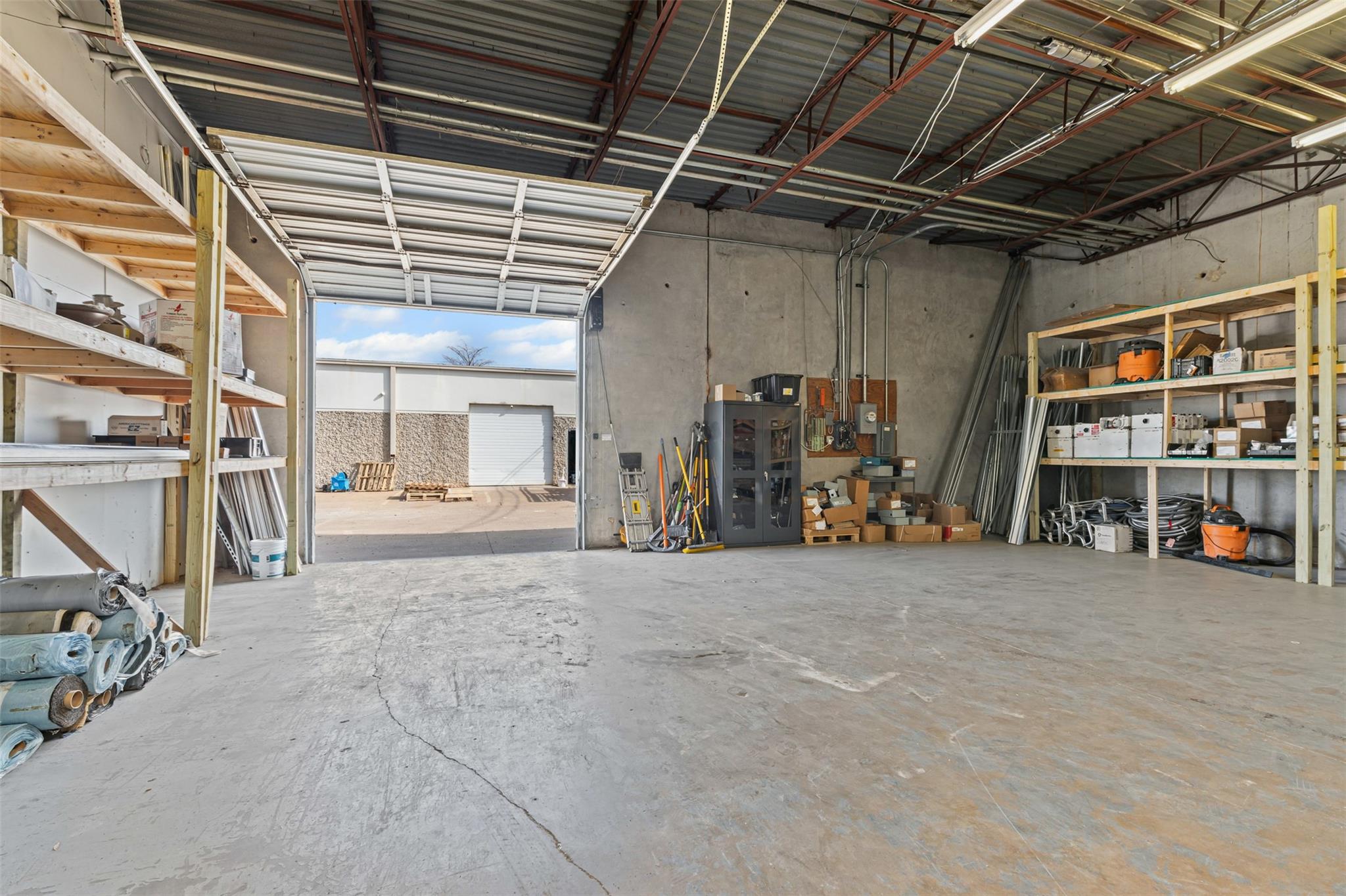 main property photo 18