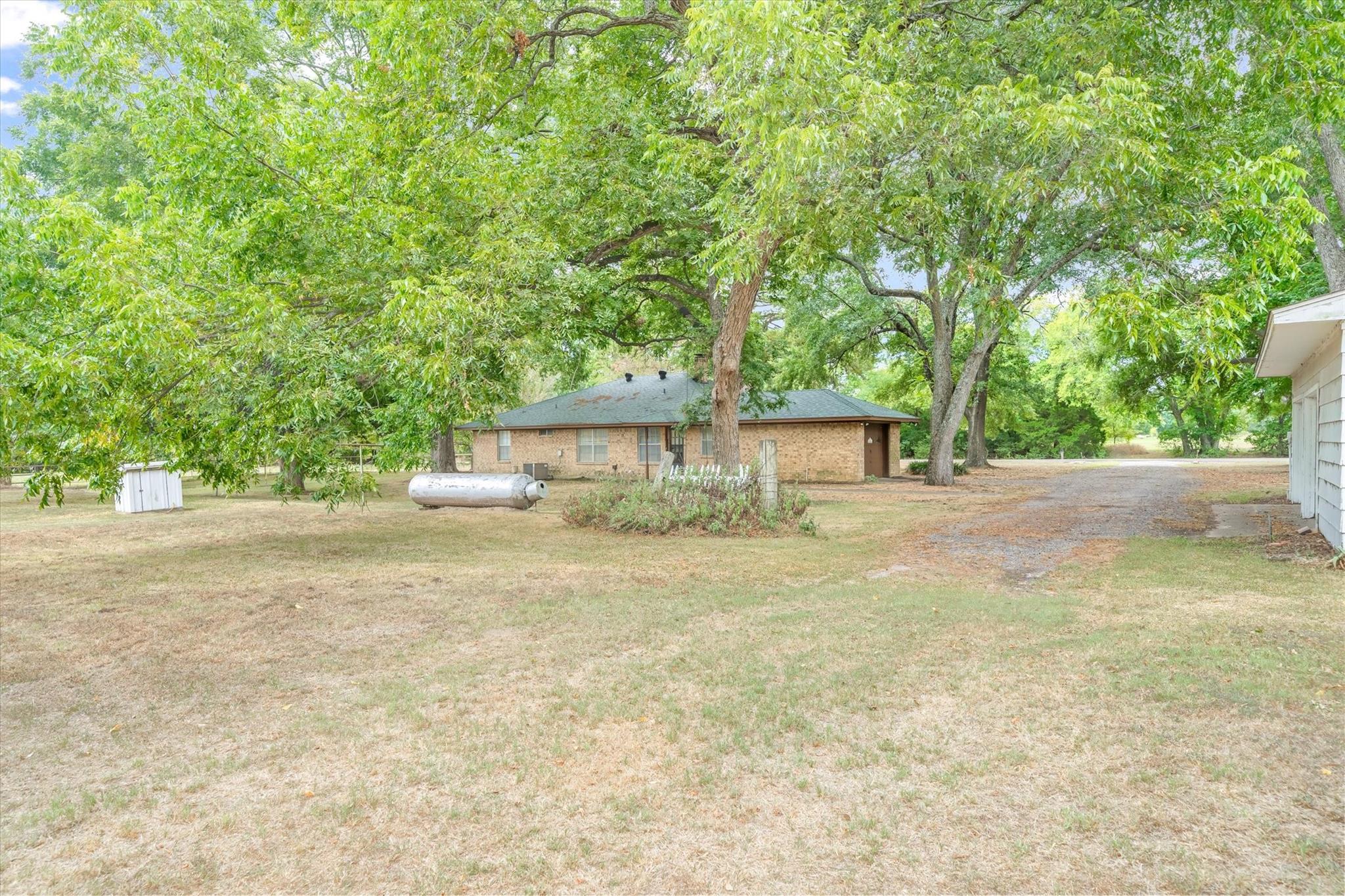 main property photo 34