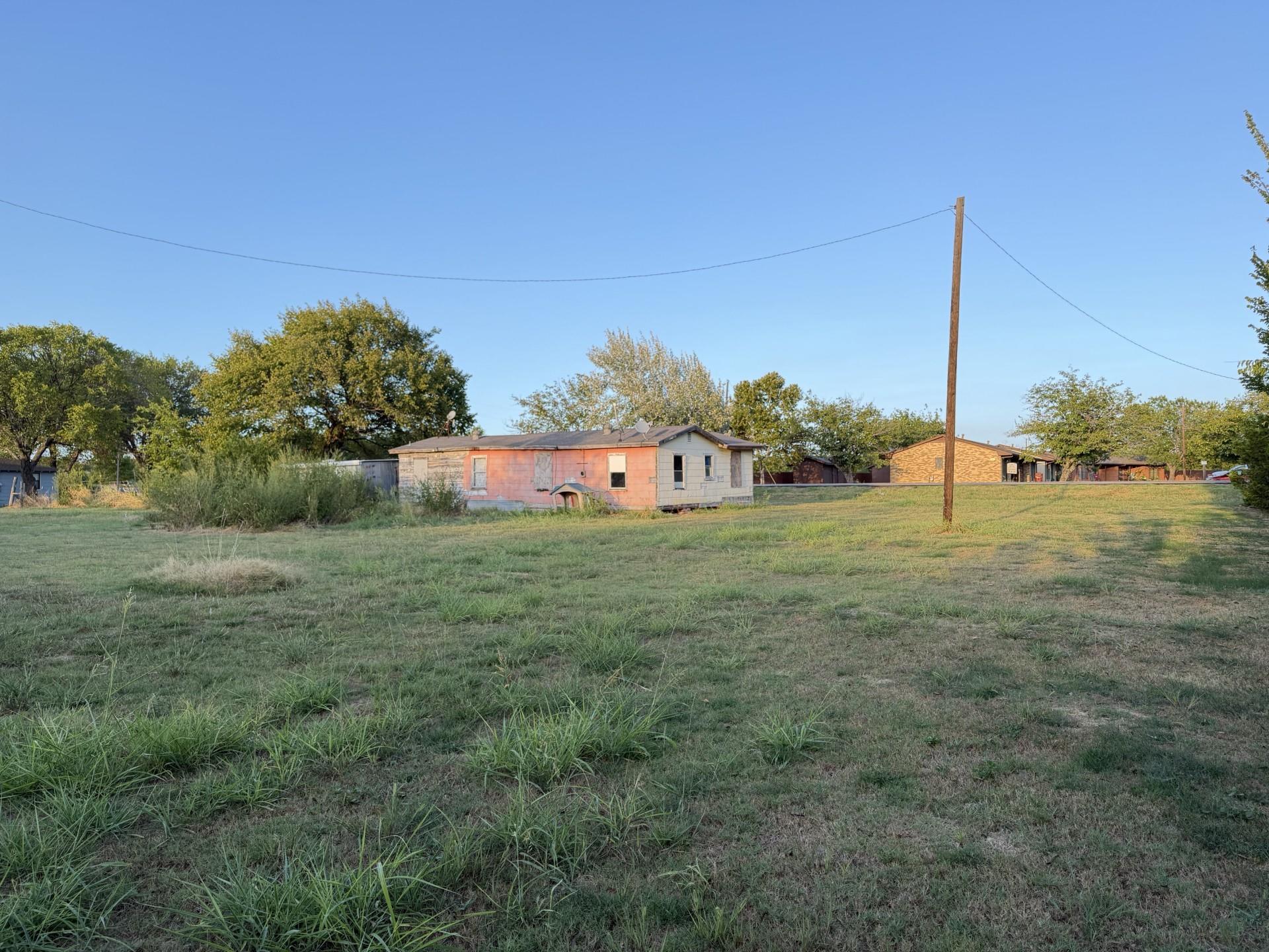 main property photo 19