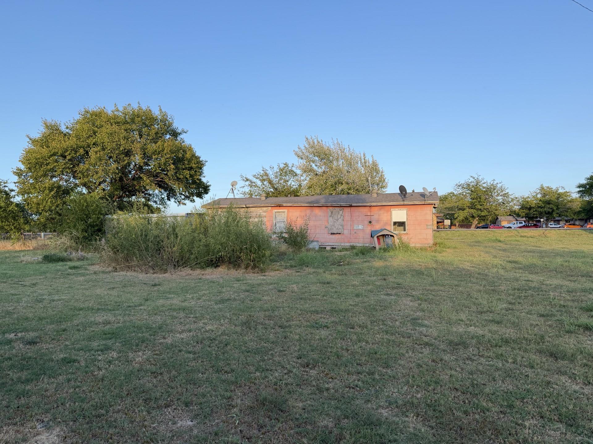 main property photo 23