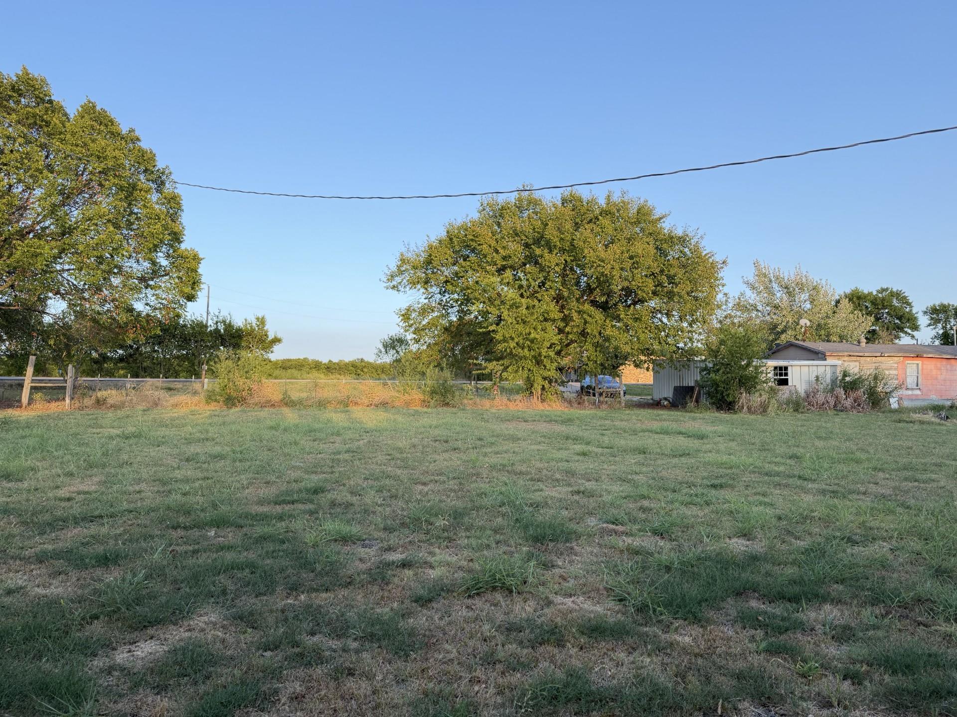main property photo 25
