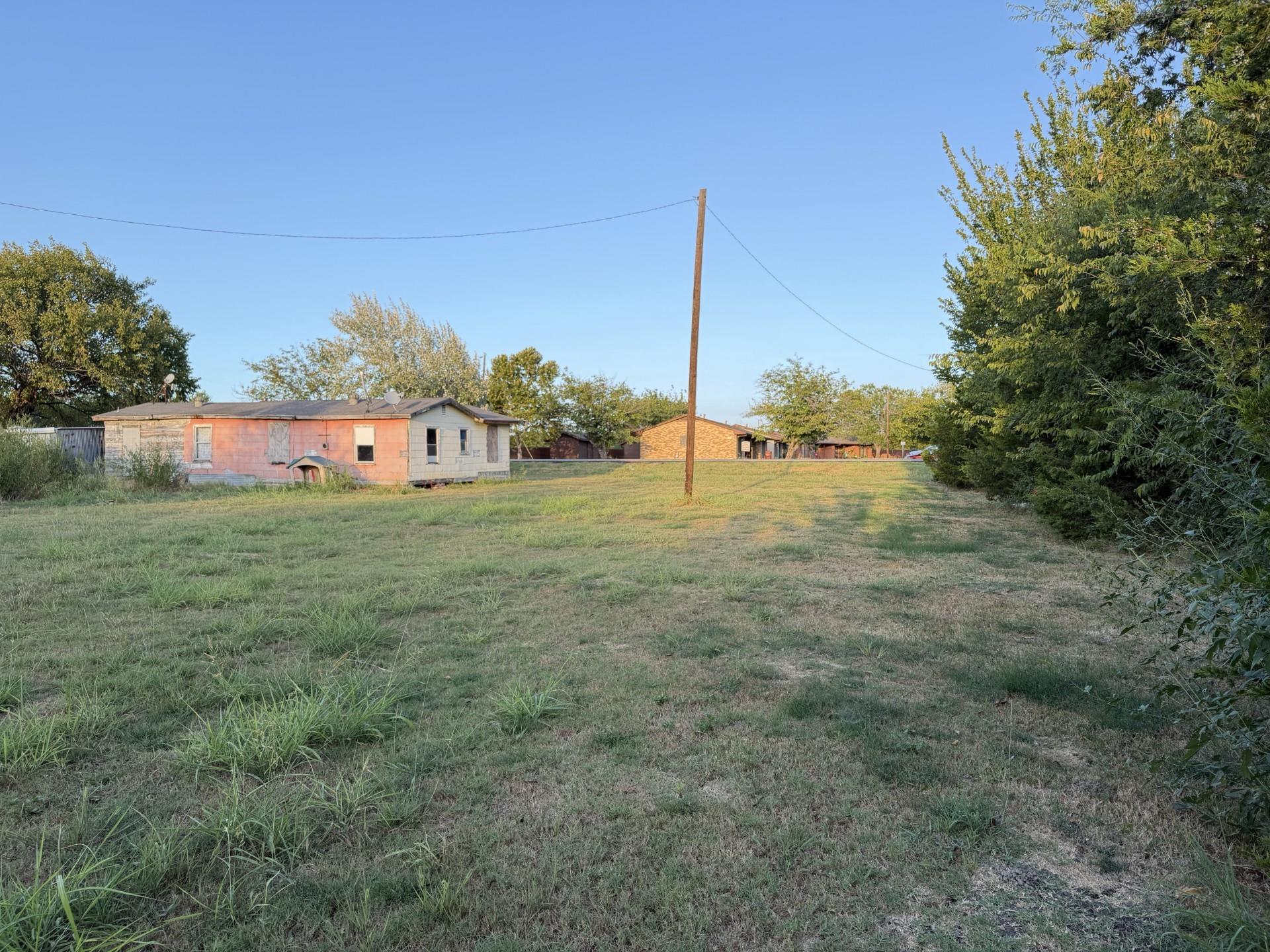 main property photo 31