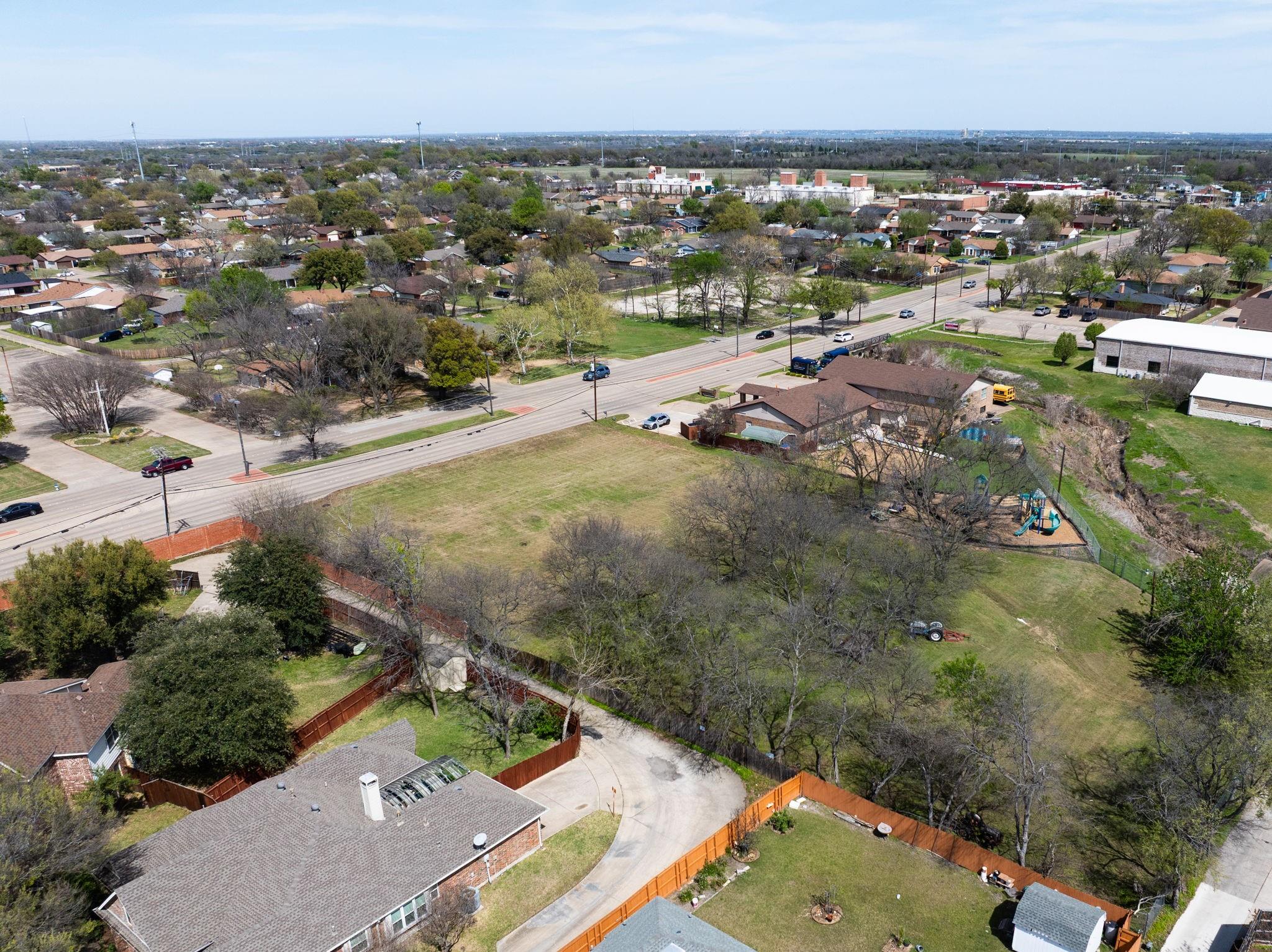 main property photo 8