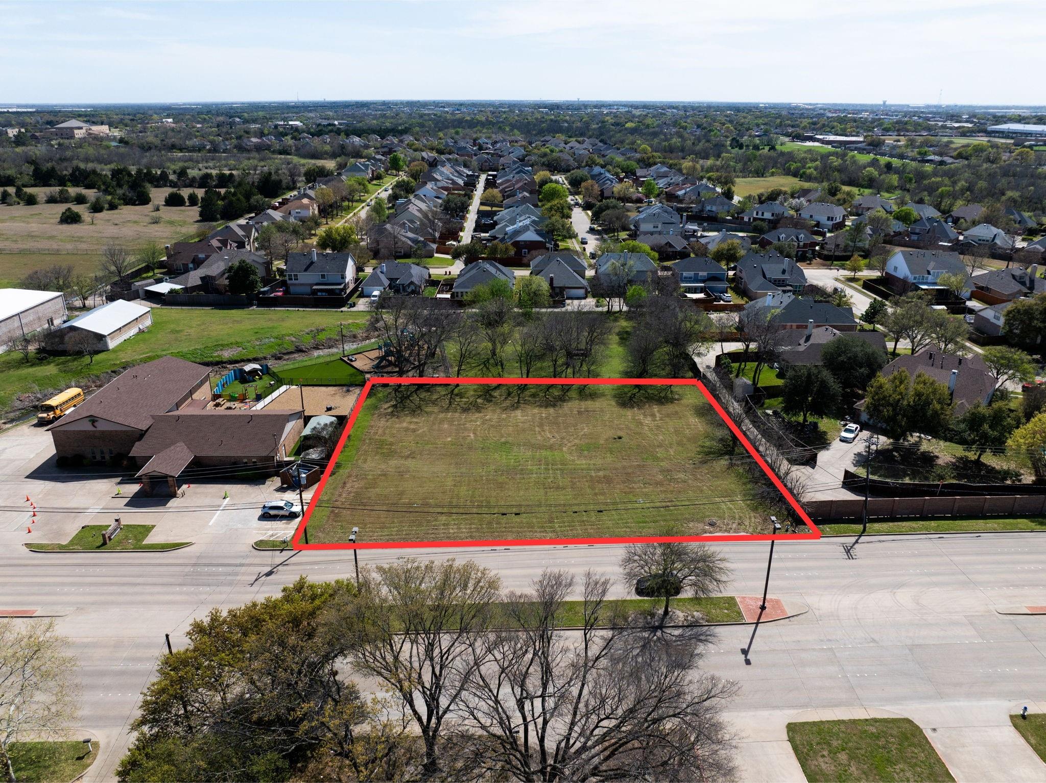 main property photo 10