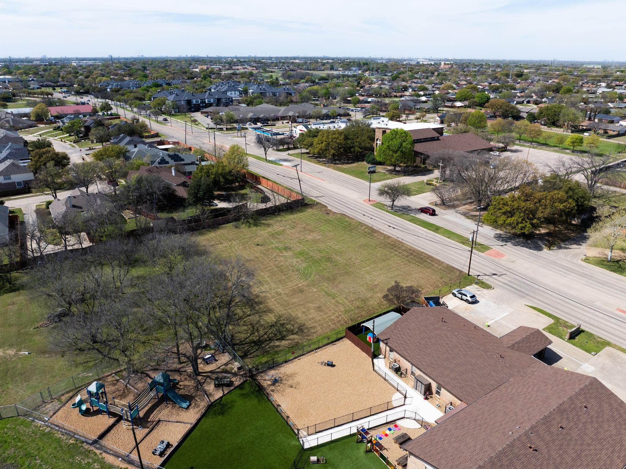 main property photo 18