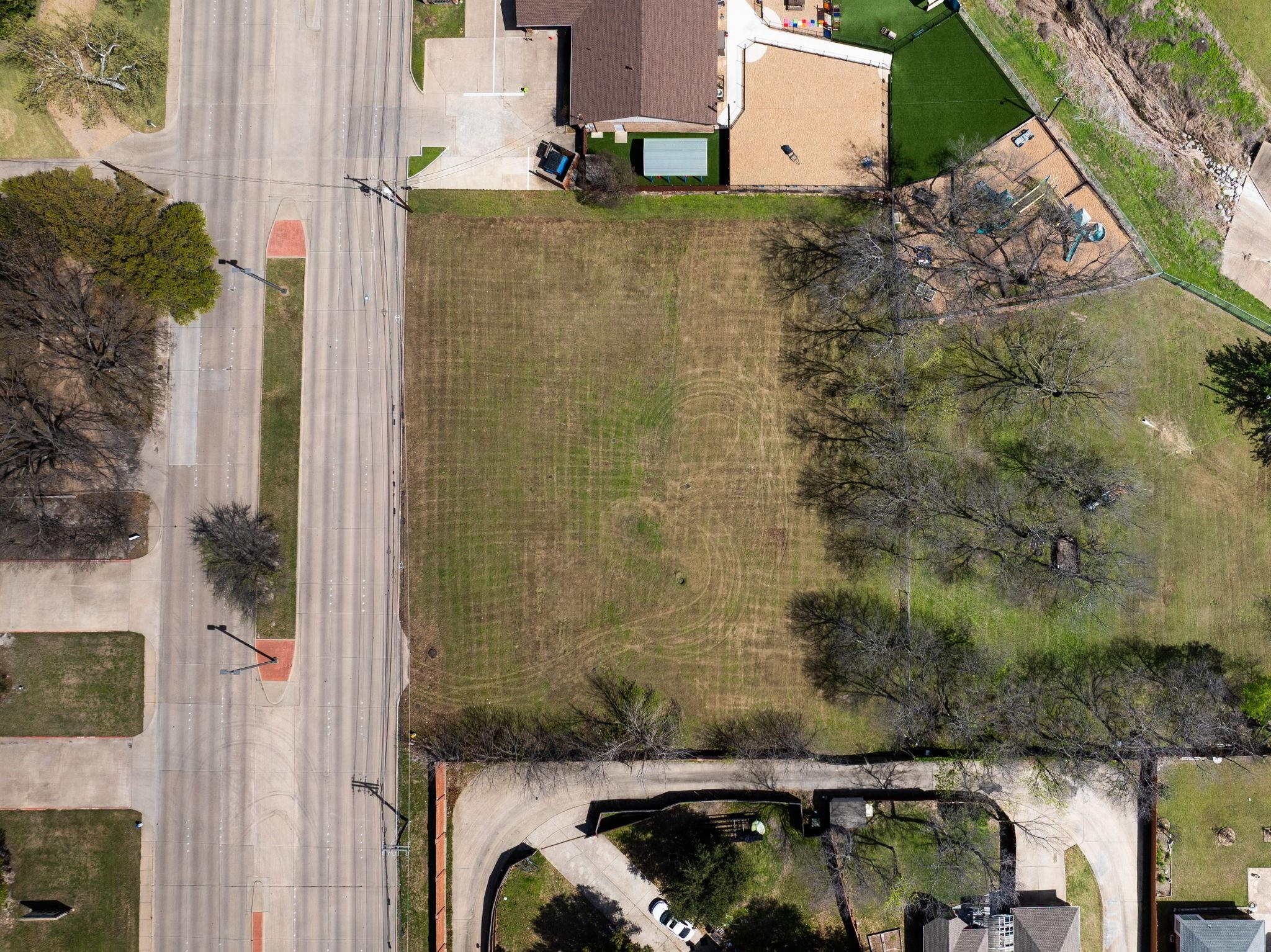 main property photo 20