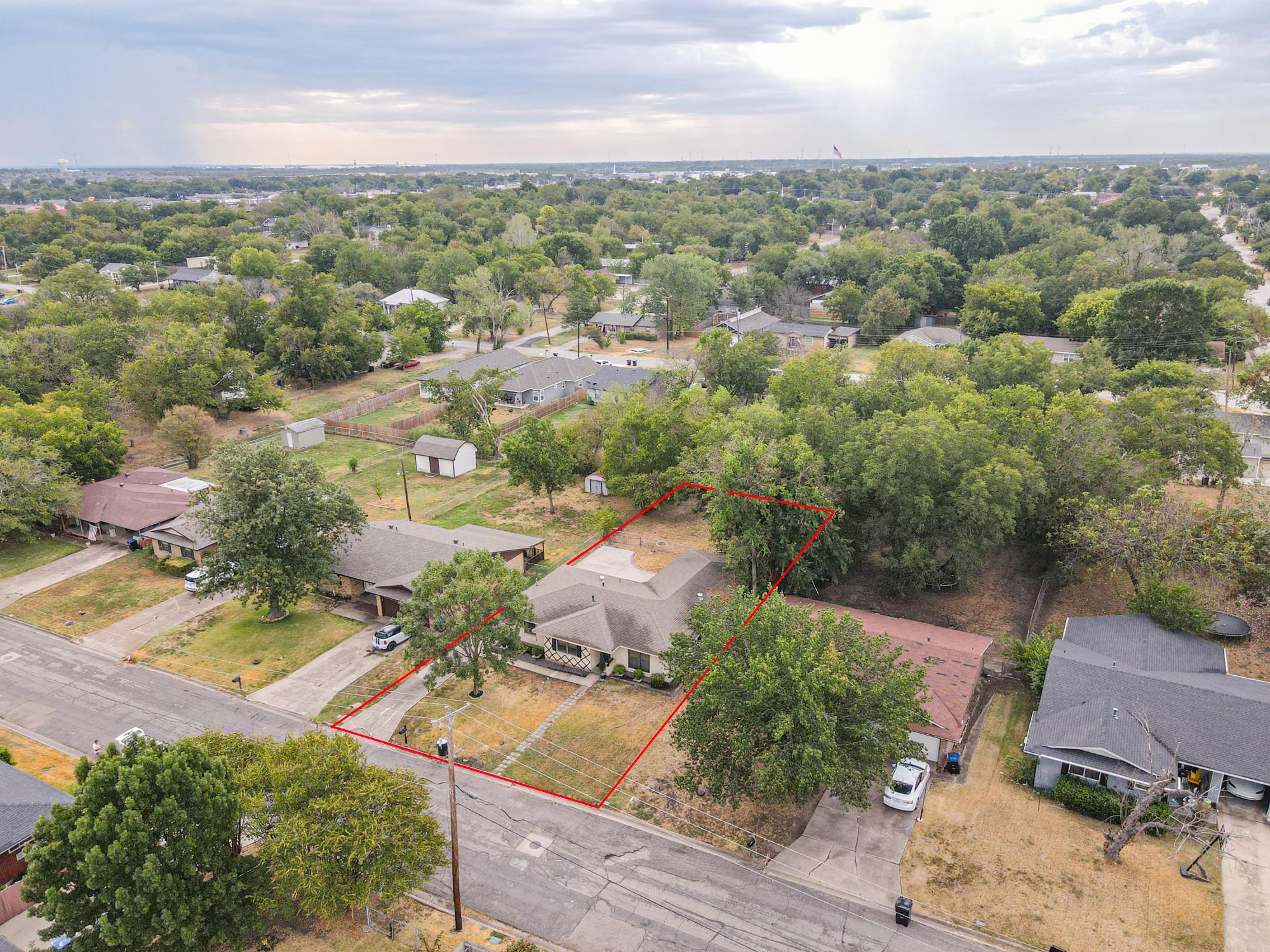 main property photo 27