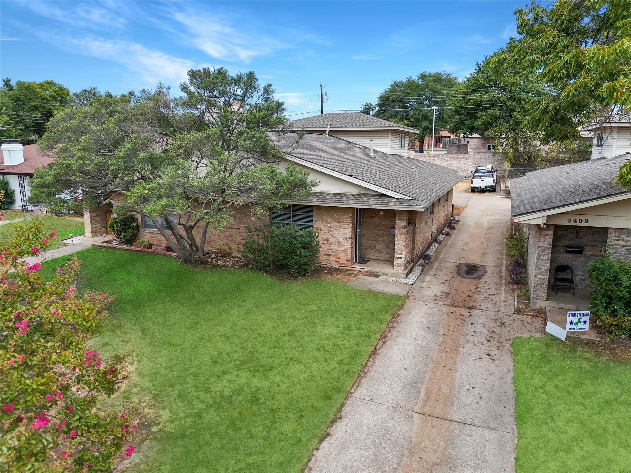 main property photo 29