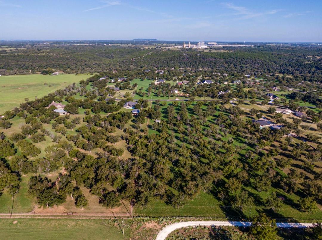 main property photo 11