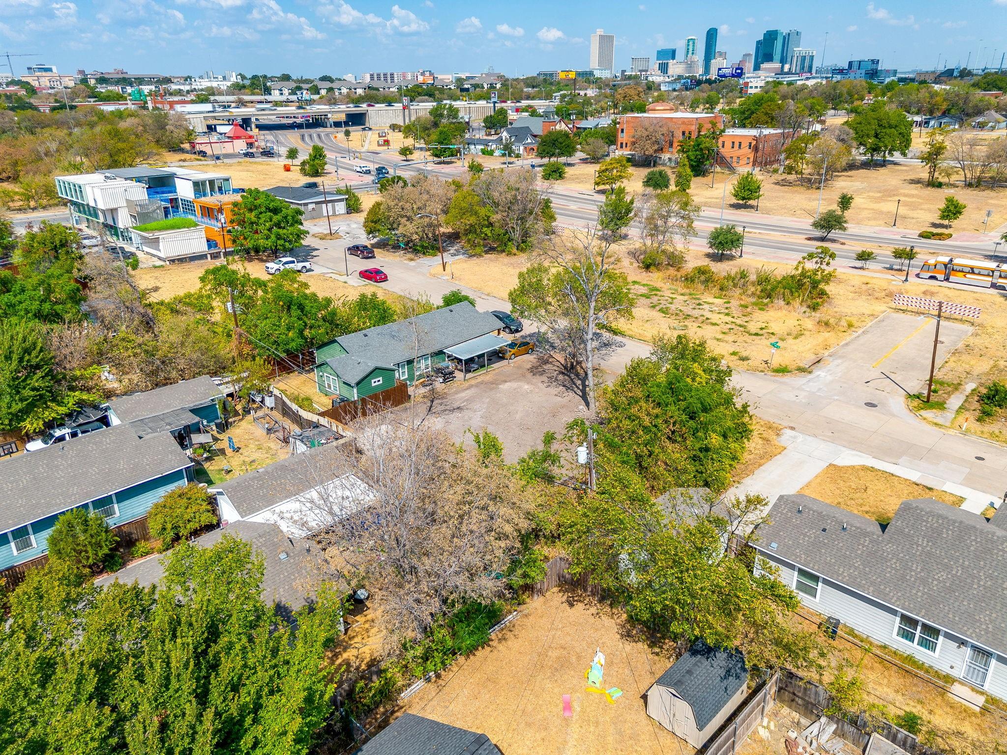 main property photo 8