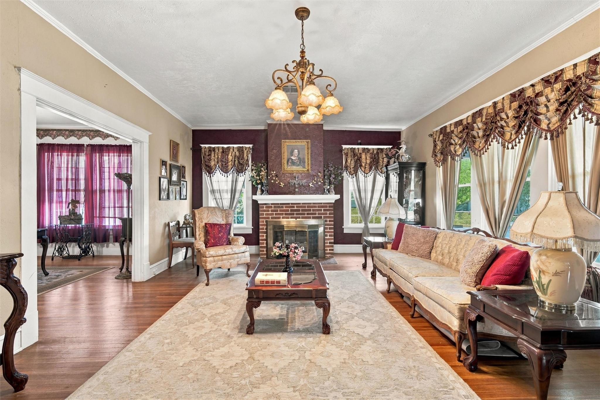 main property photo 3