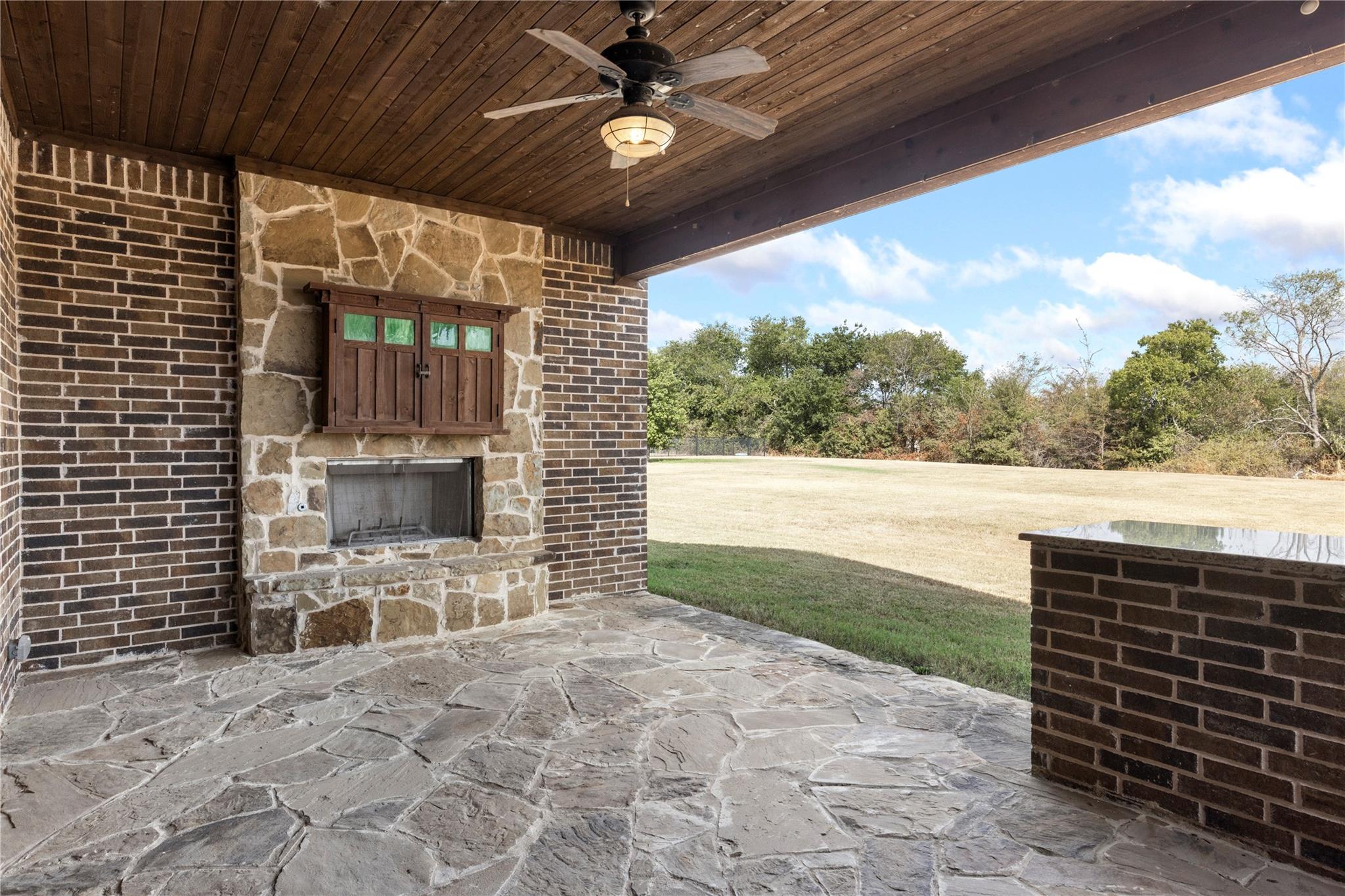 main property photo 32