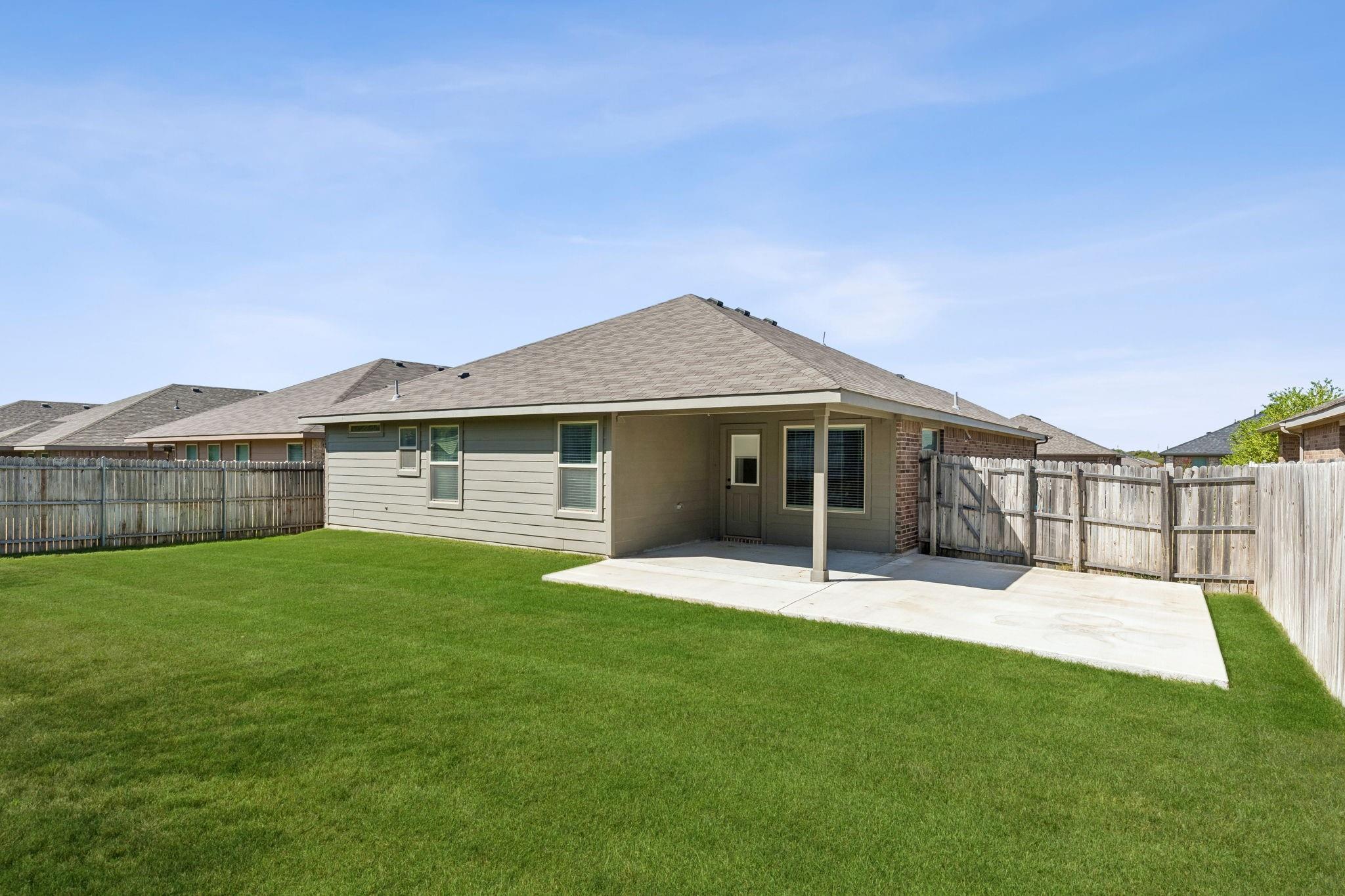 main property photo 25