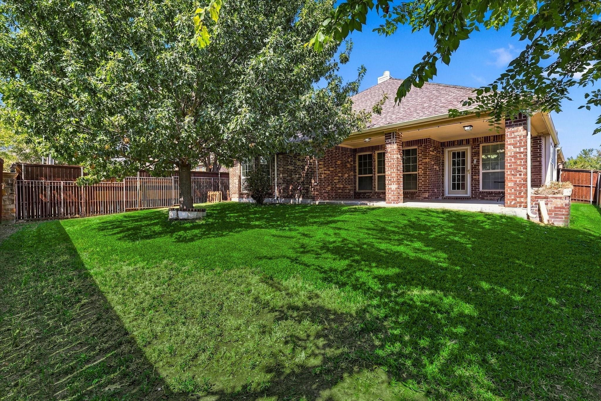 main property photo 30