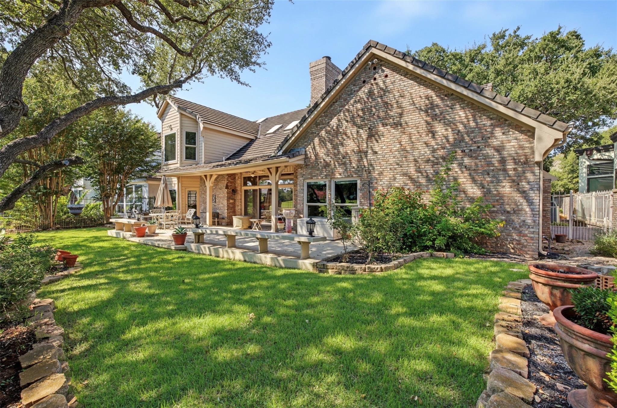 main property photo 33