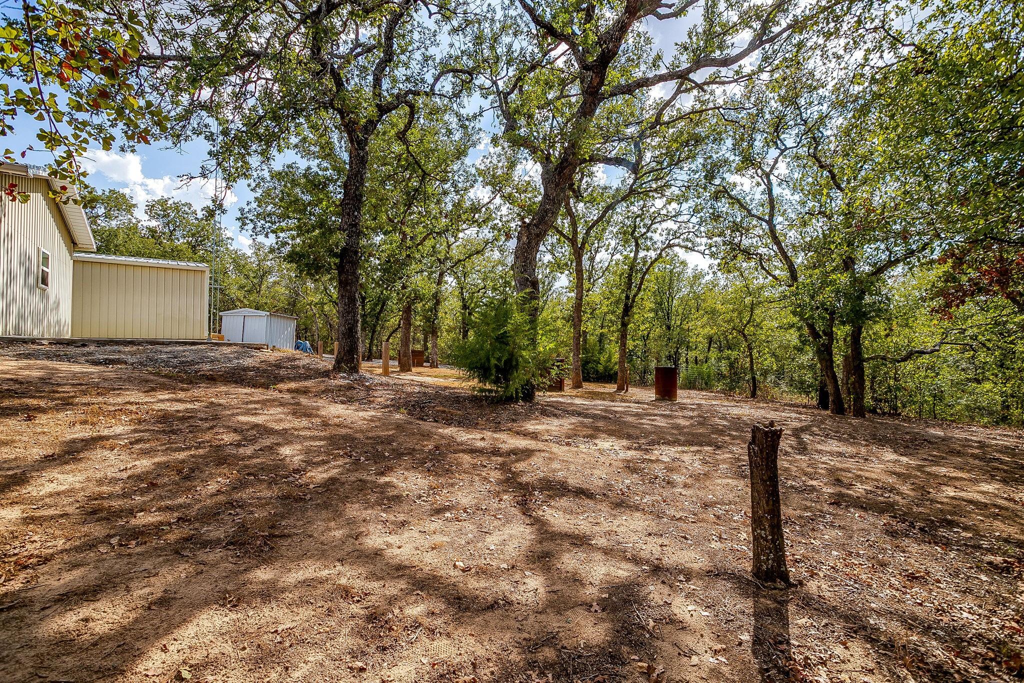 main property photo 33