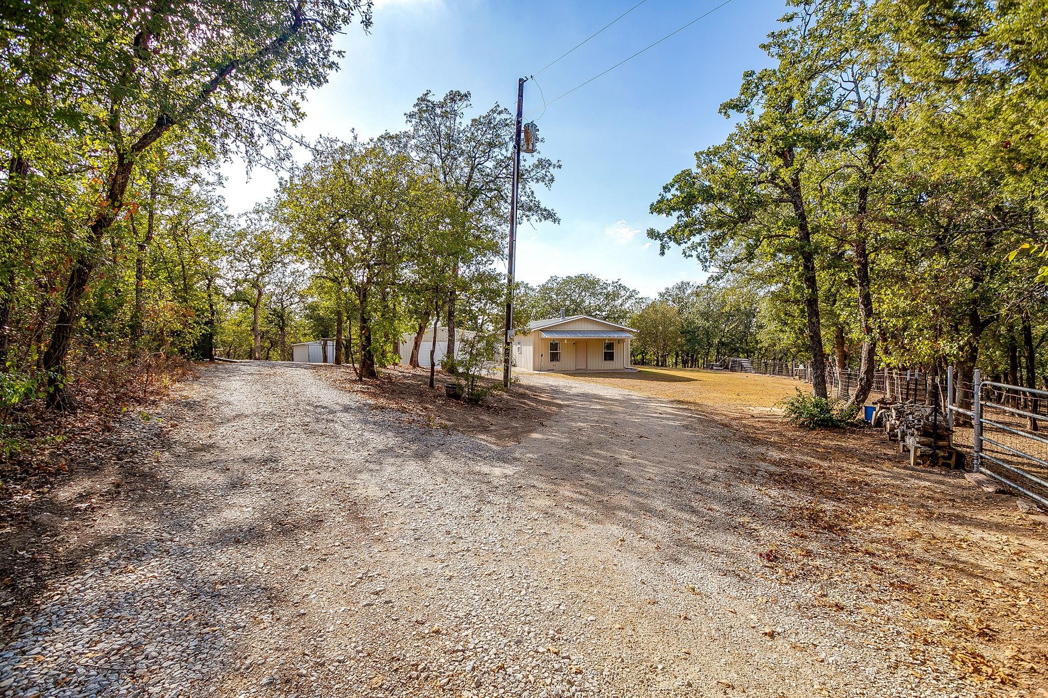 main property photo 6