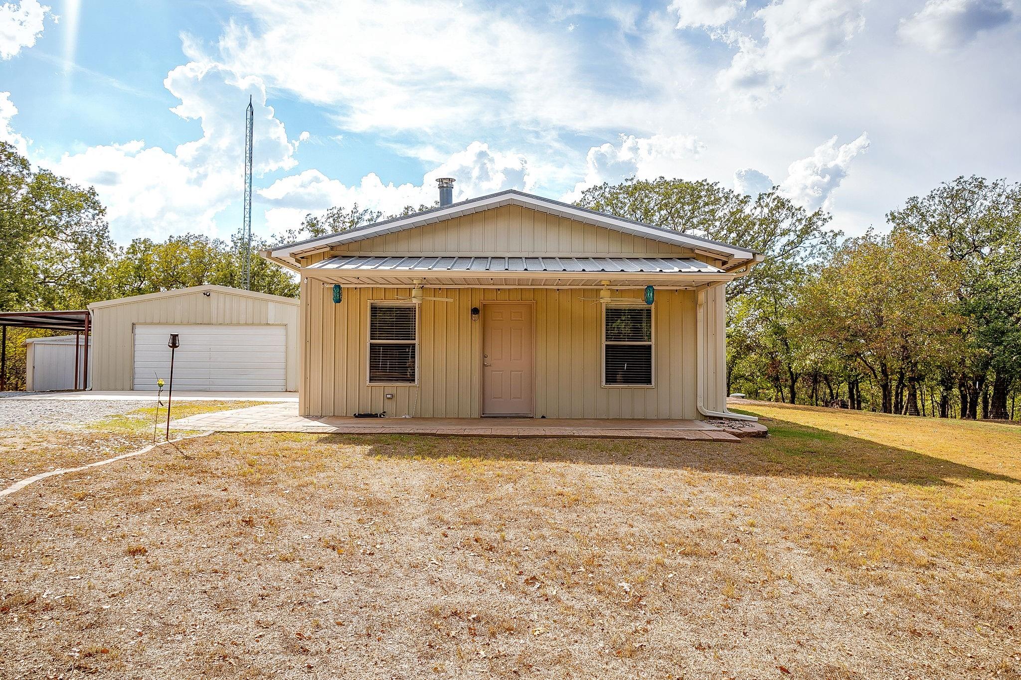 main property photo 8