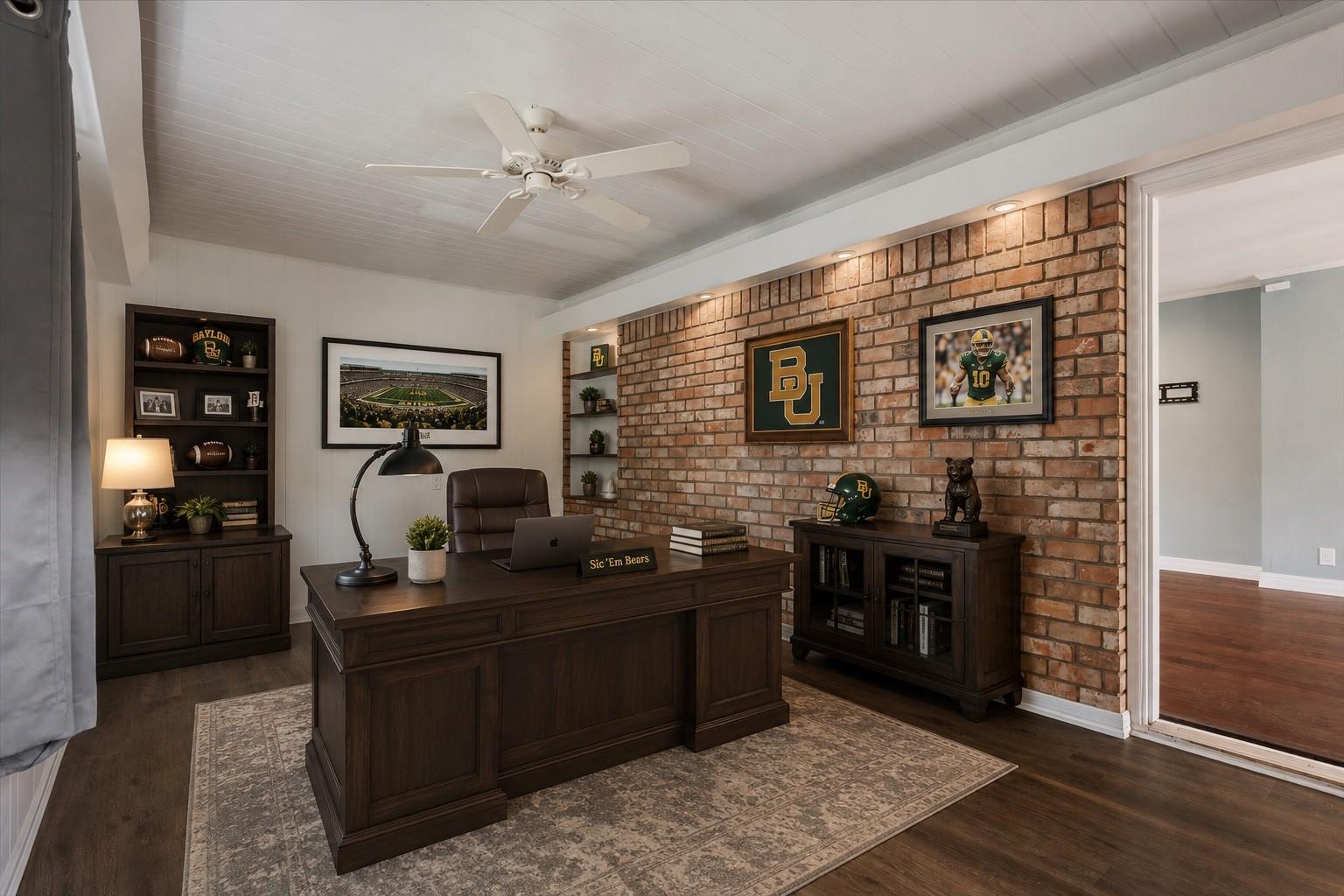 main property photo 16