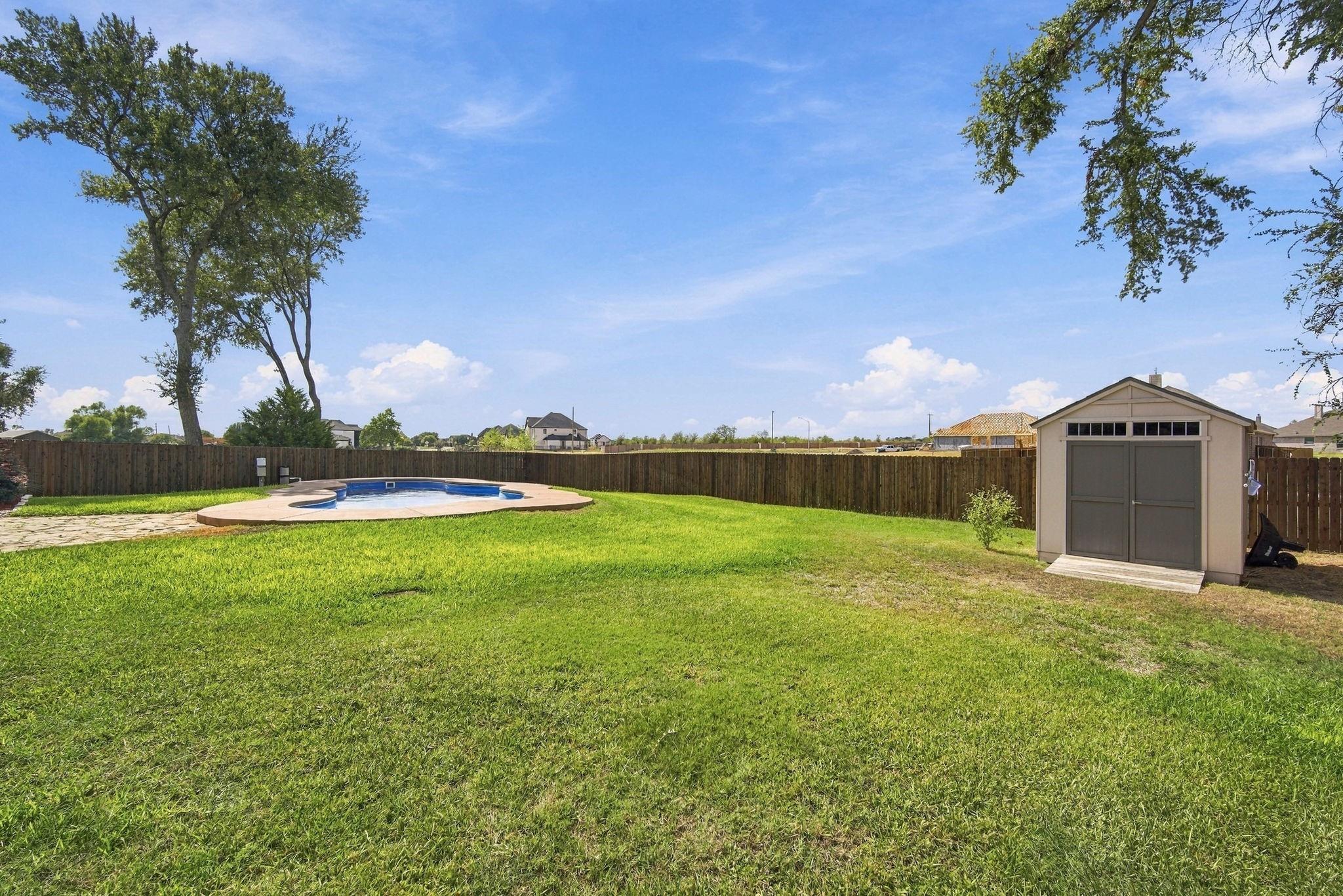 main property photo 27