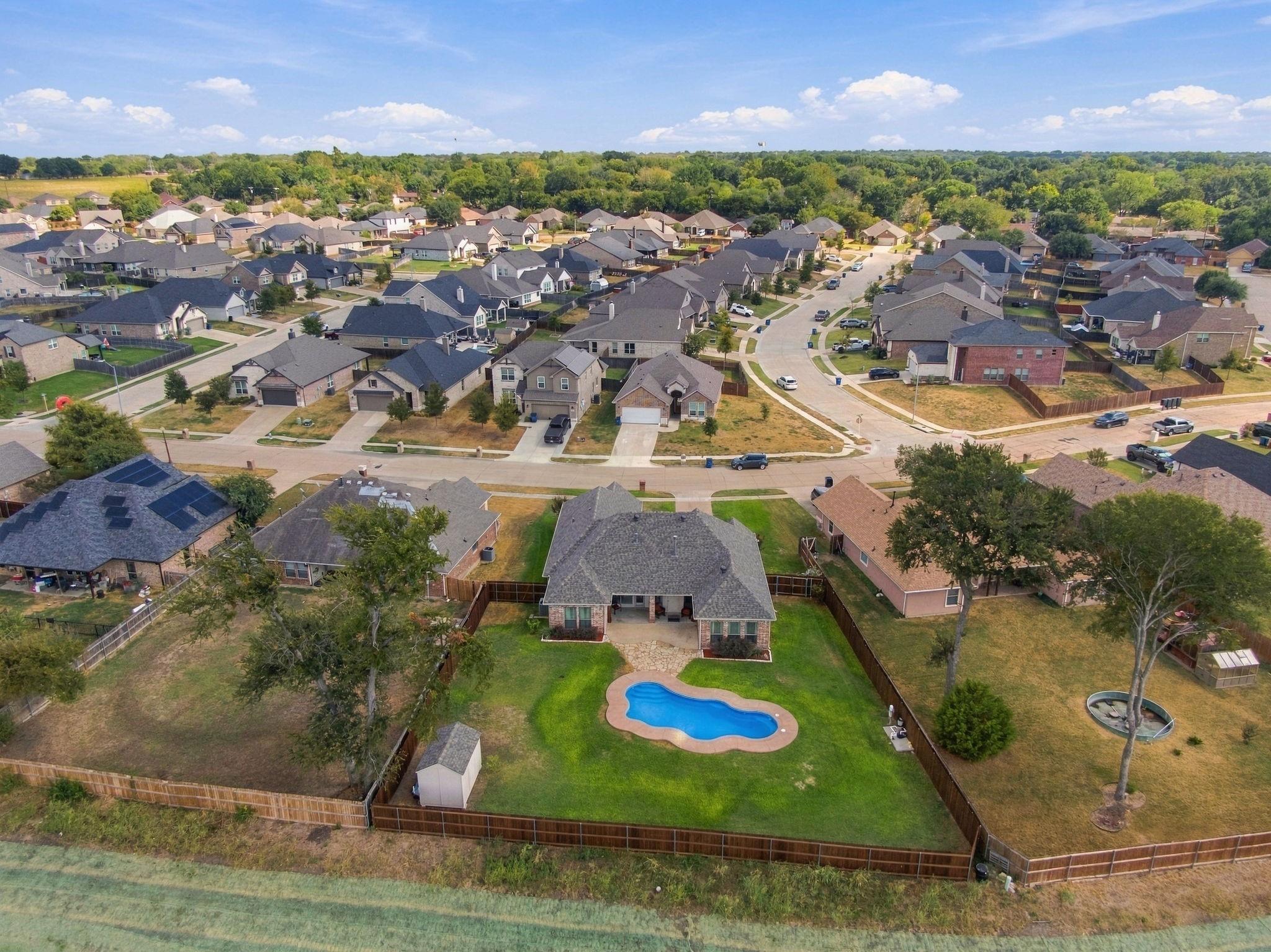main property photo 31