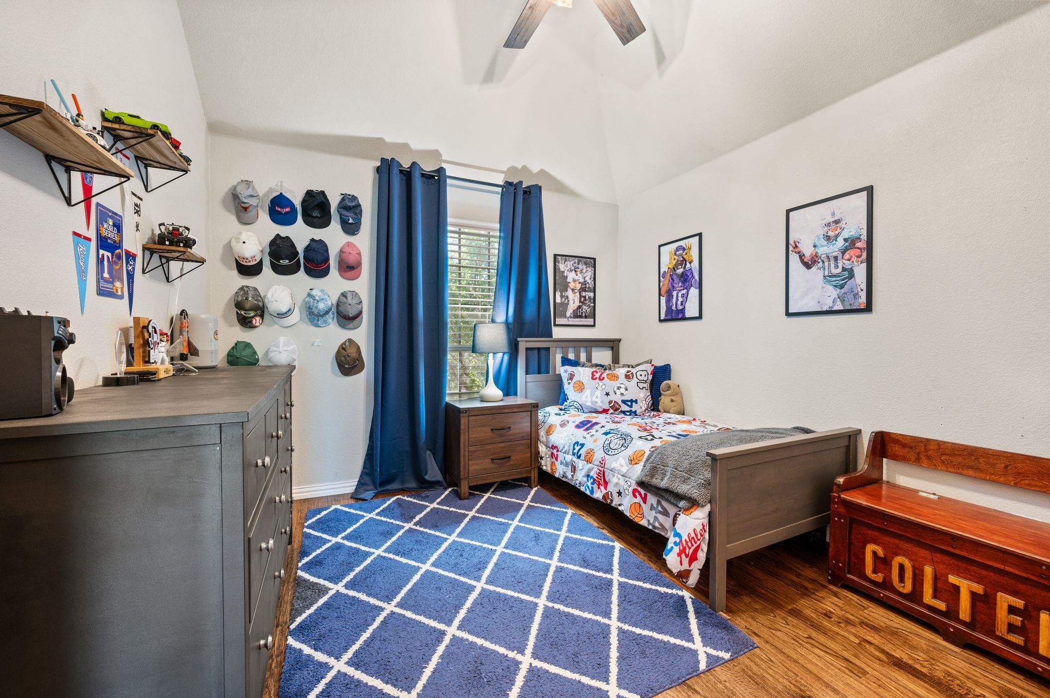 main property photo 27