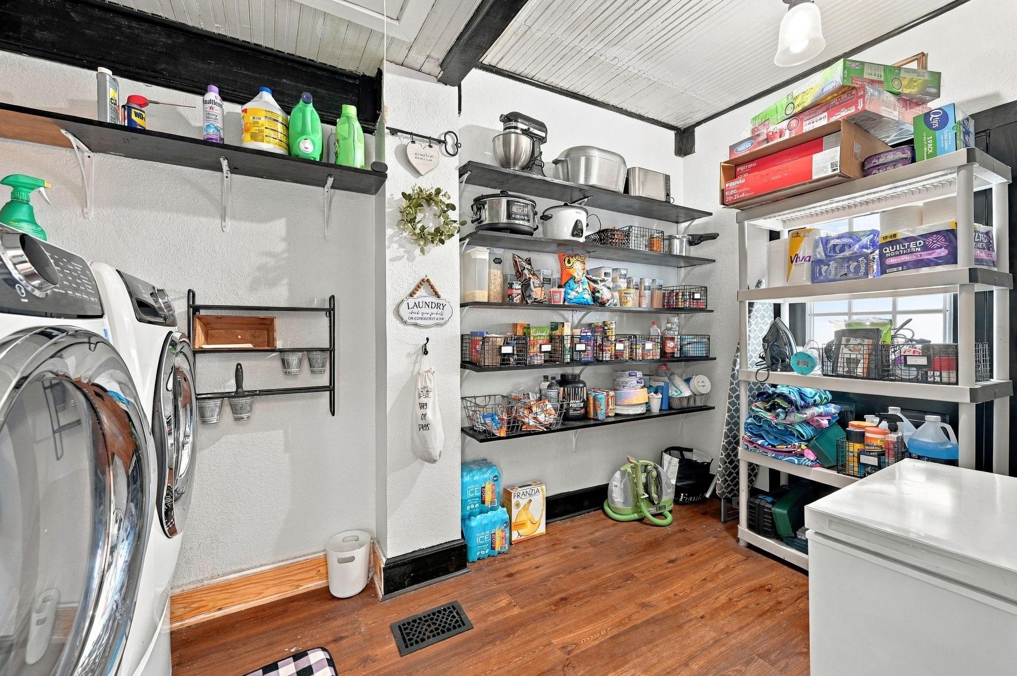 main property photo 16