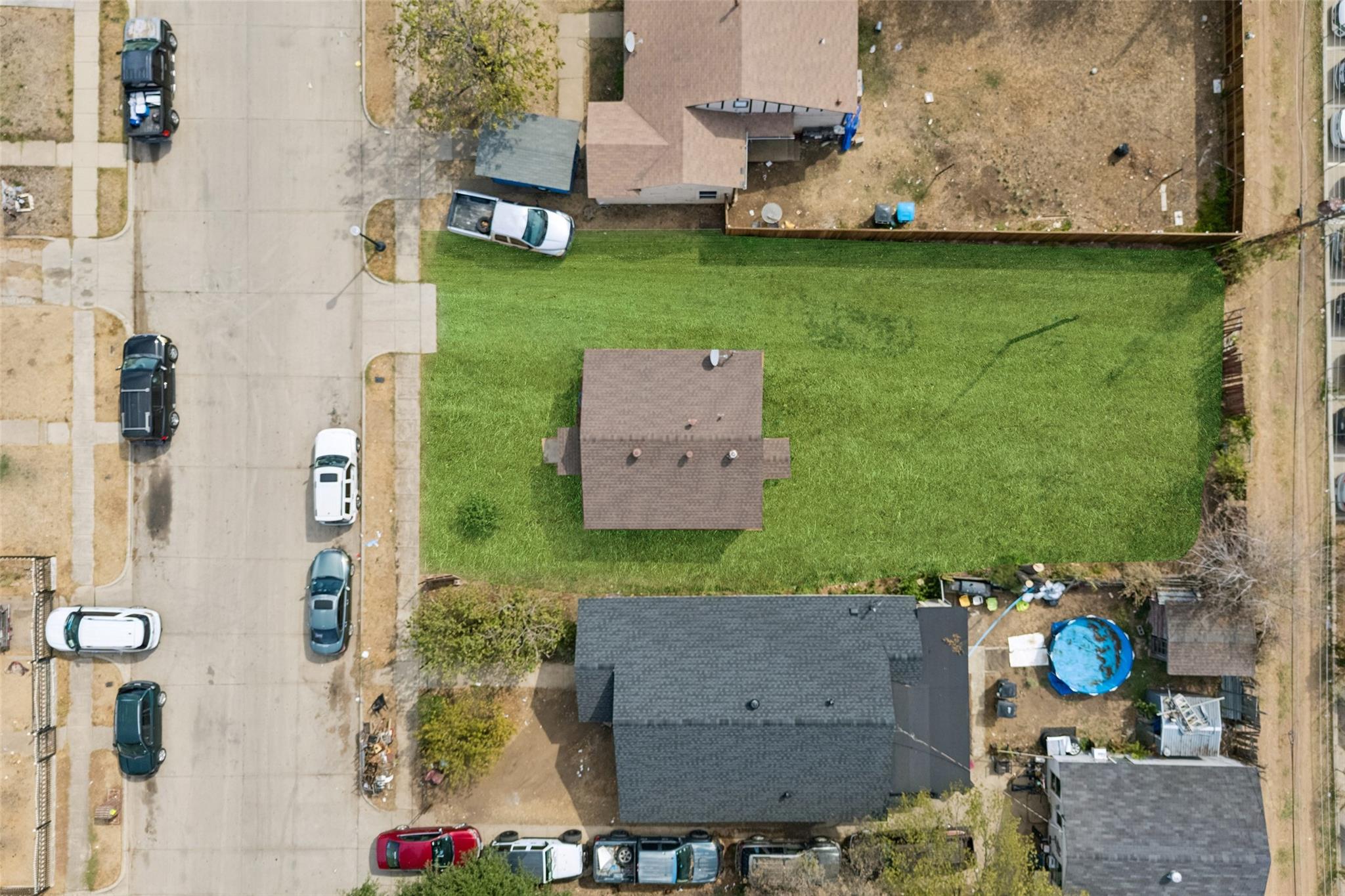 main property photo 7