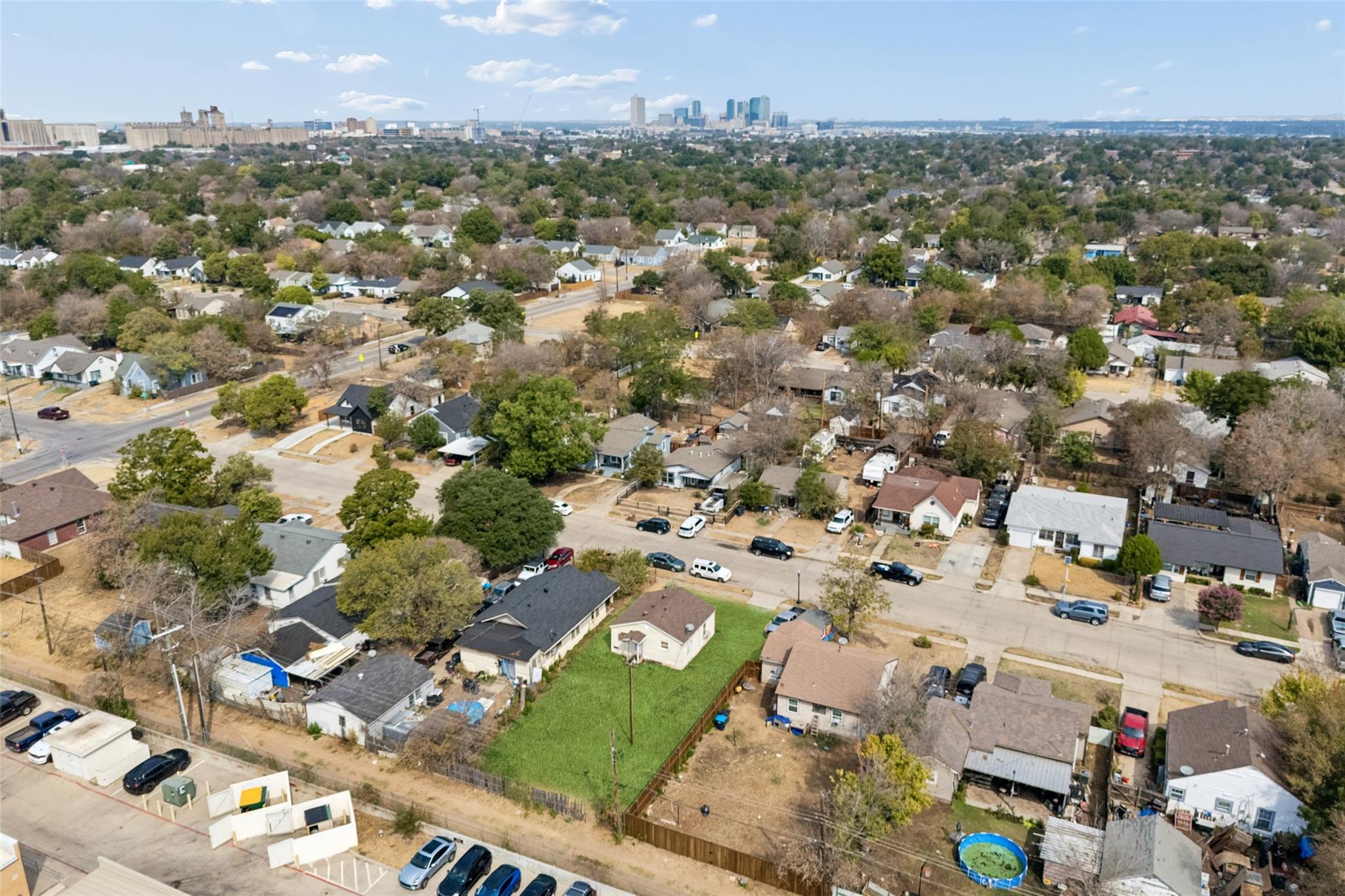 main property photo 9