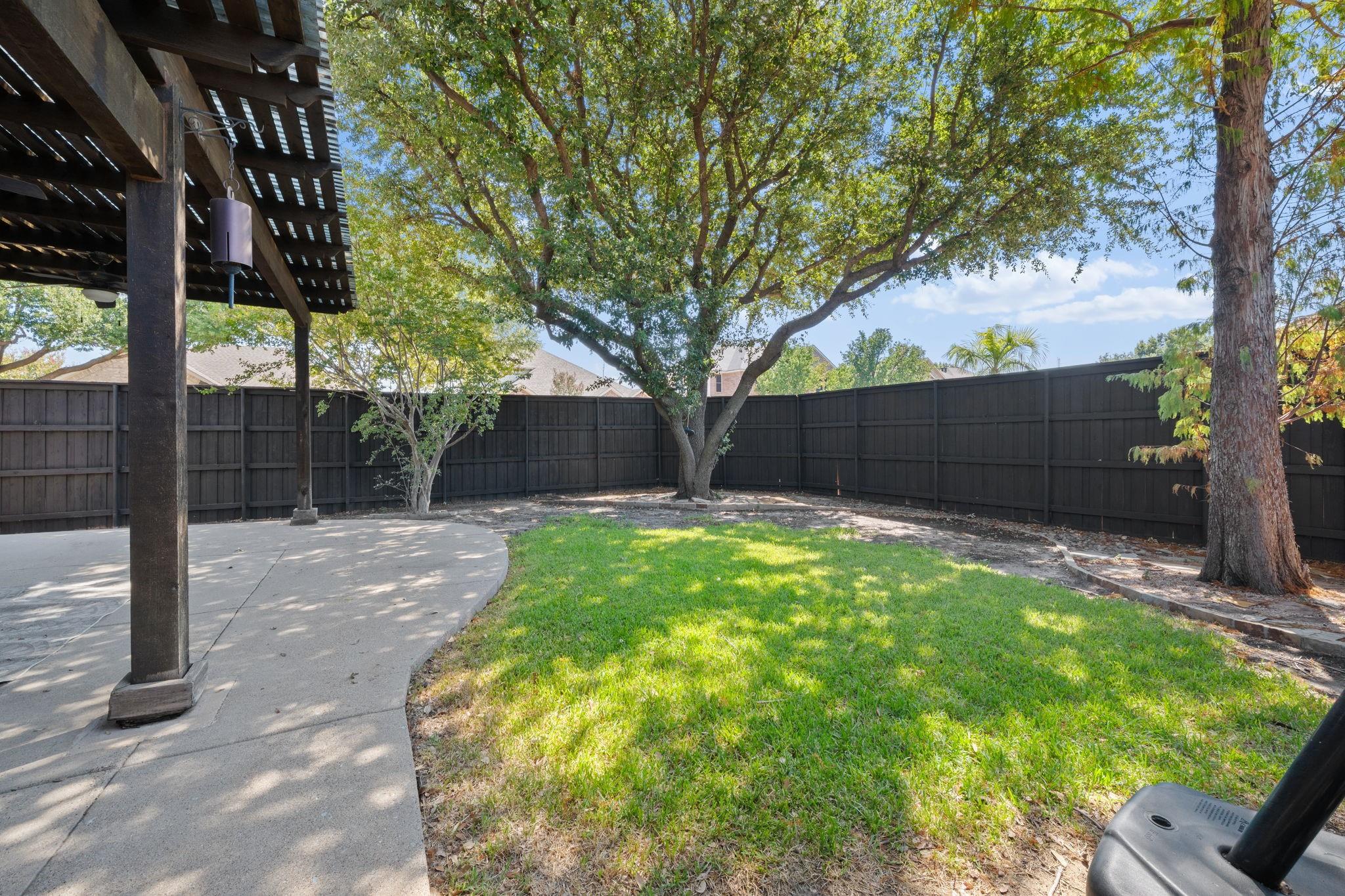 main property photo 37