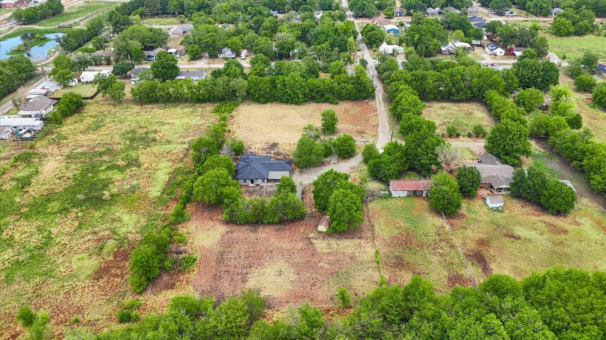 main property photo 24