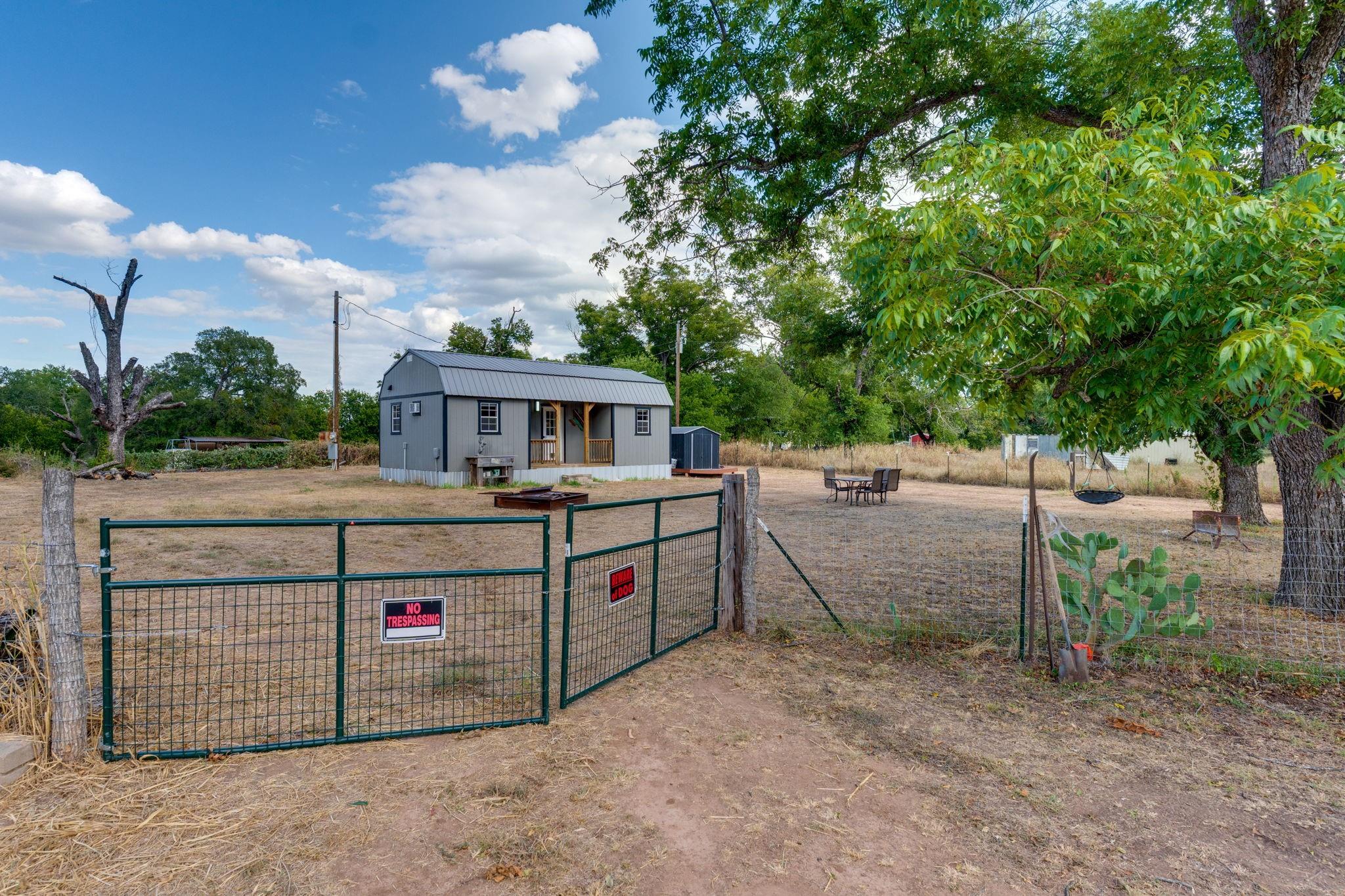 main property photo 22