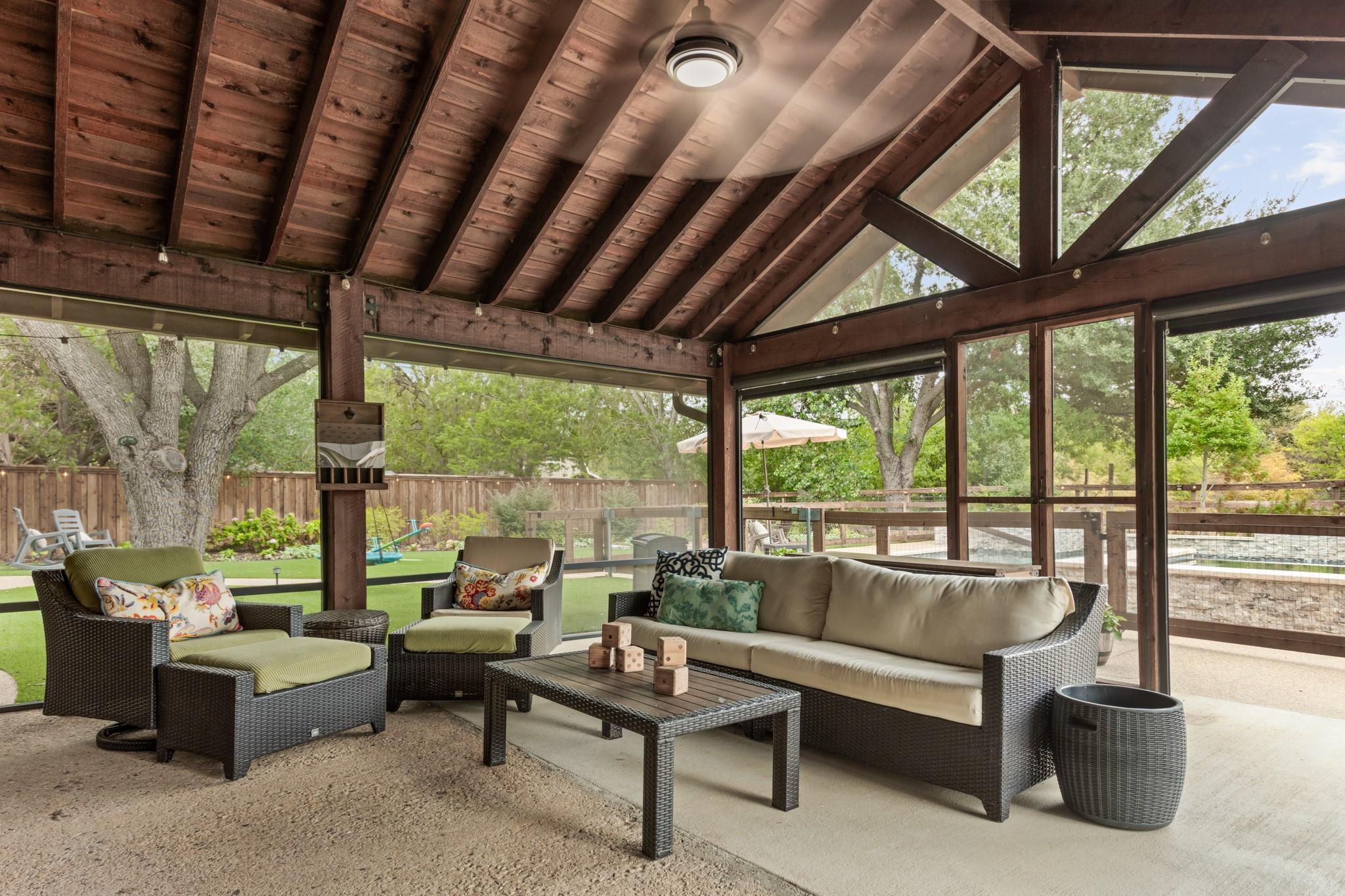main property photo 29