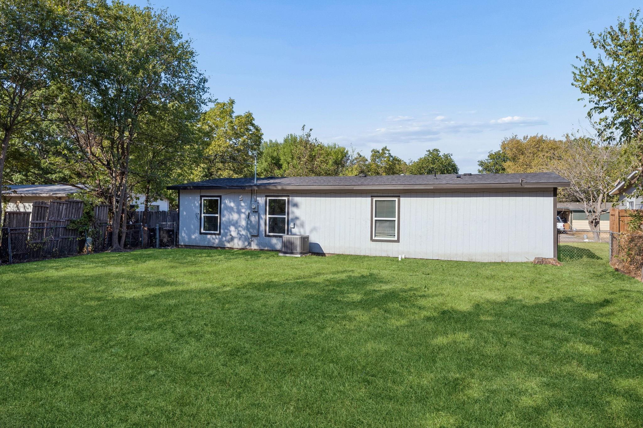 main property photo 23