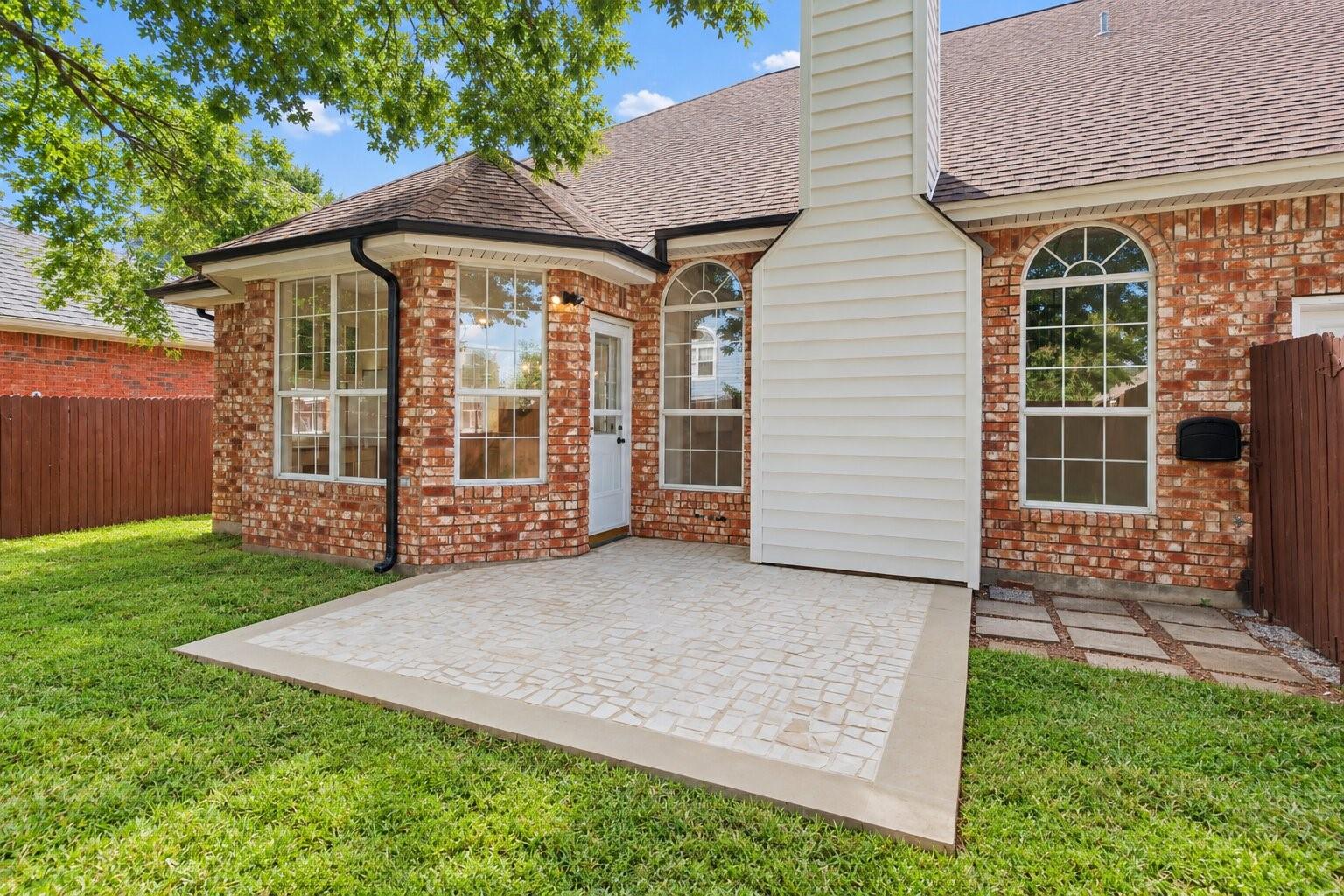 main property photo 36