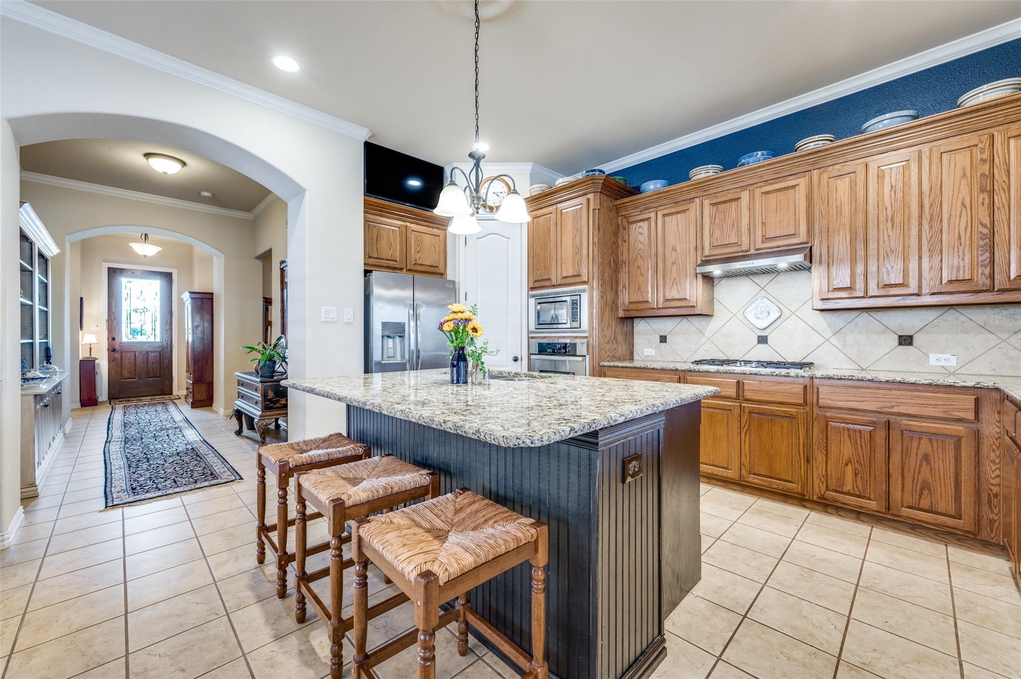 main property photo 9