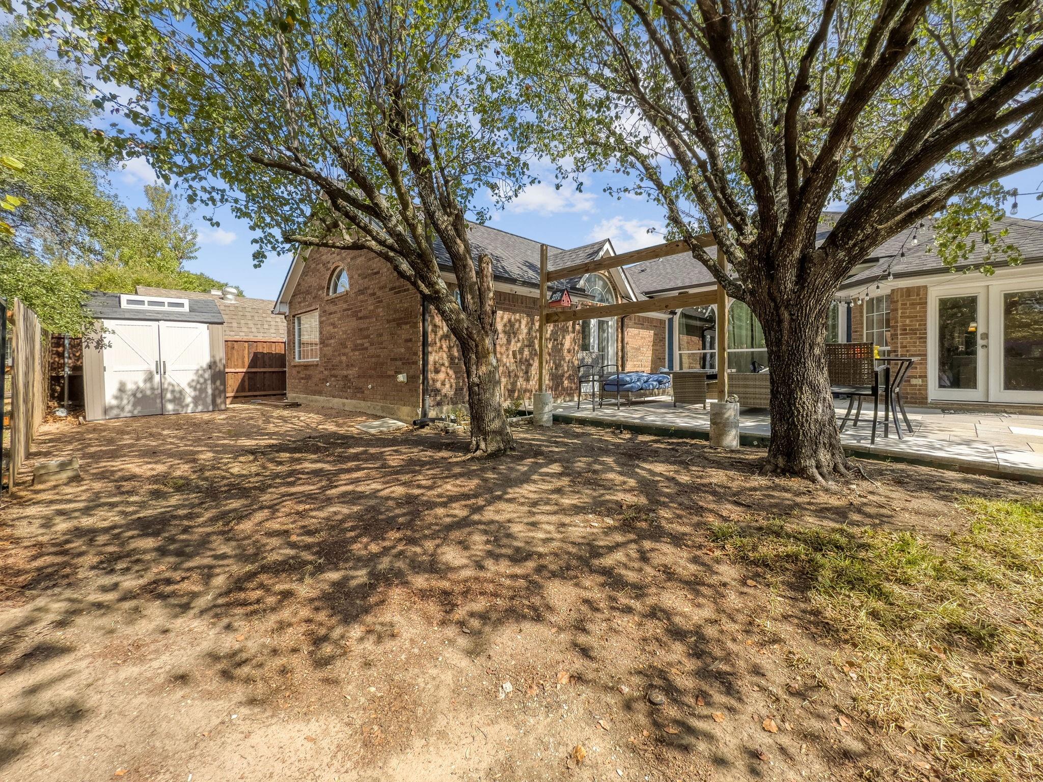 main property photo 32
