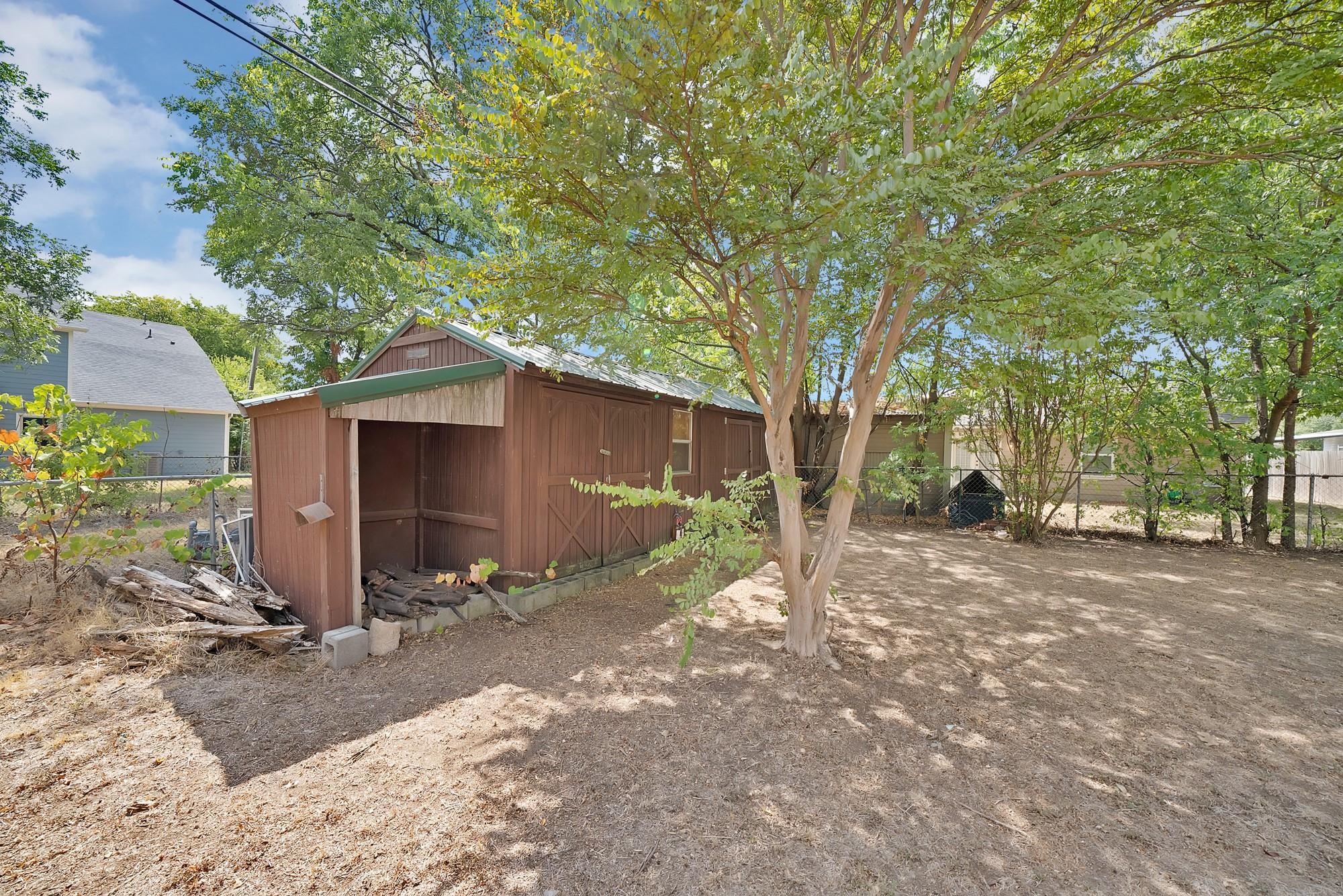main property photo 26